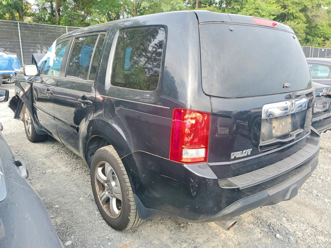 2014 Honda Pilot Exl Черный vin: 5FNYF3H55EB015413
