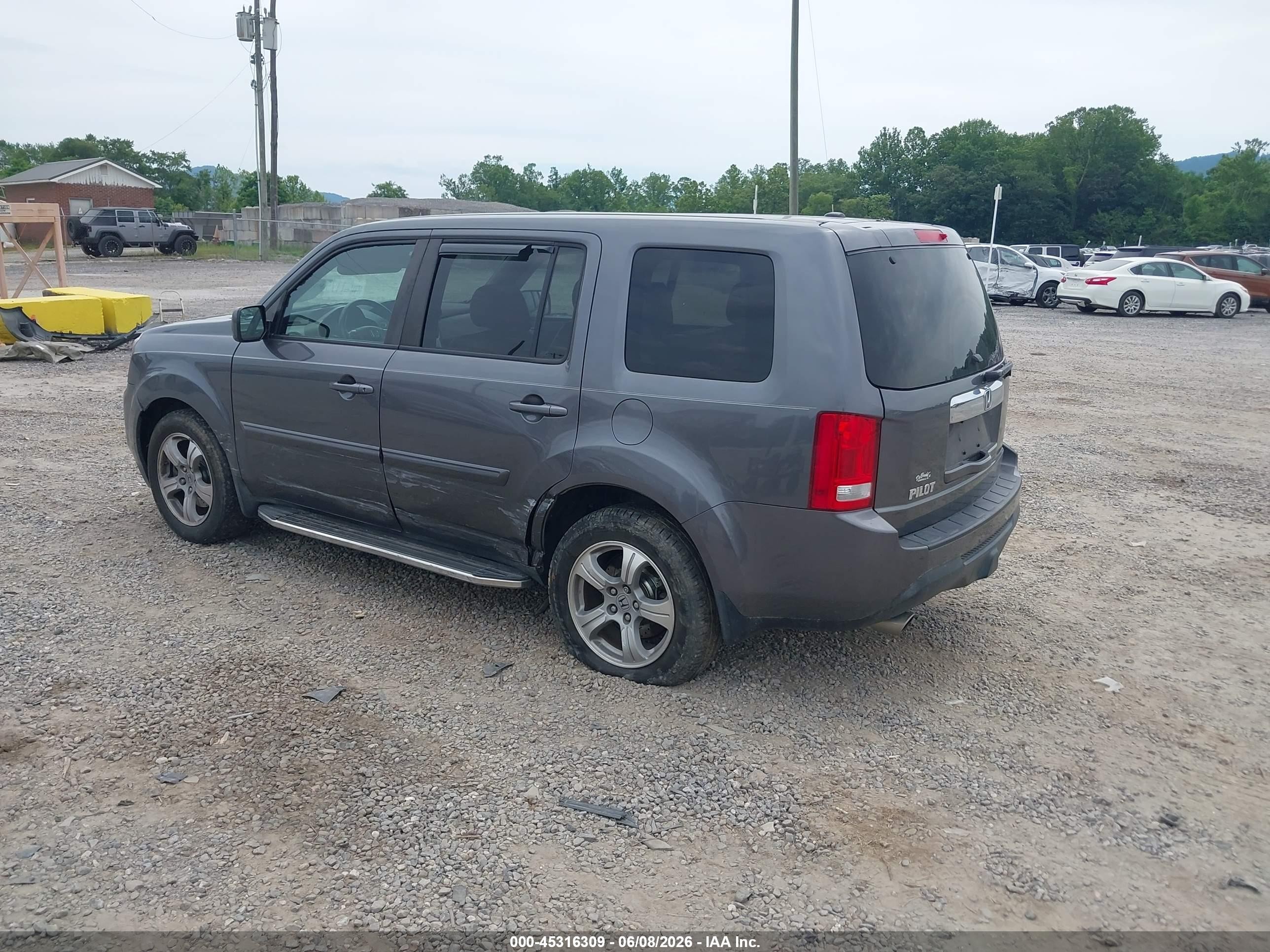 2014 Honda Pilot Ex-l Silver vin: 5FNYF3H55EB023690