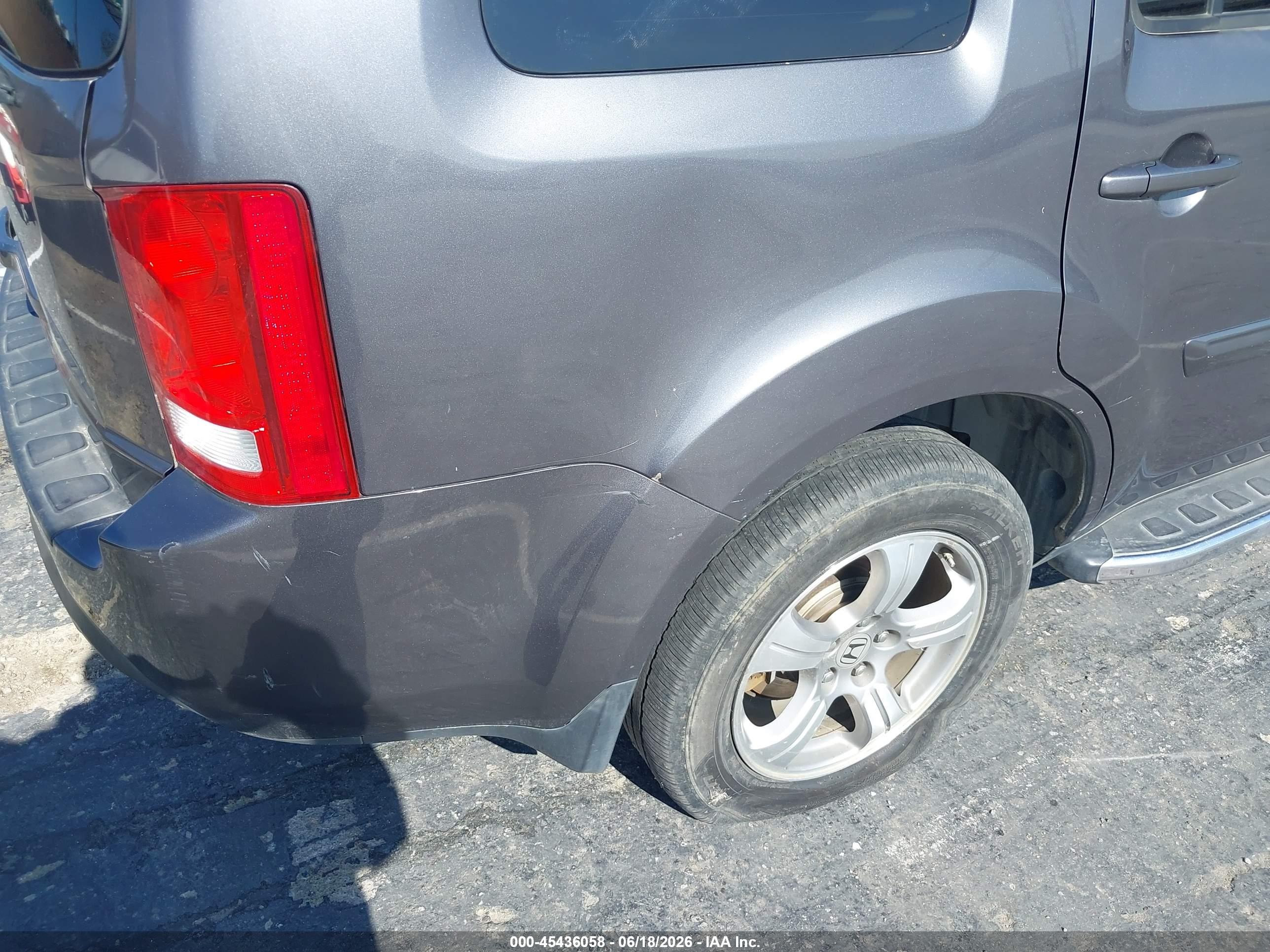 2014 Honda Pilot Ex-l Gray vin: 5FNYF3H55EB023897