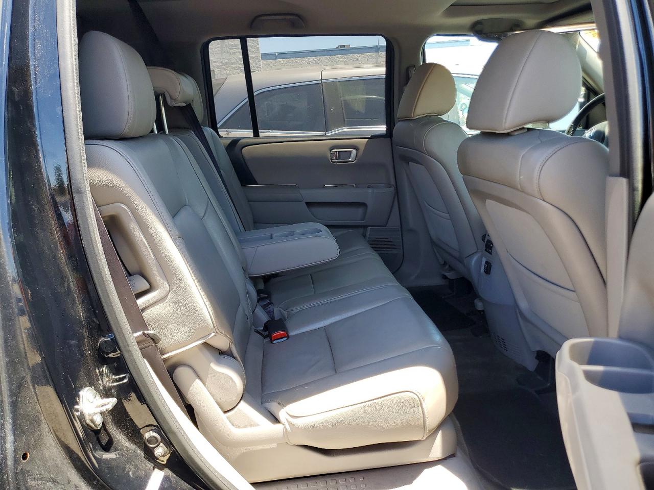 2015 Honda Pilot Exl Черный vin: 5FNYF3H55FB031905