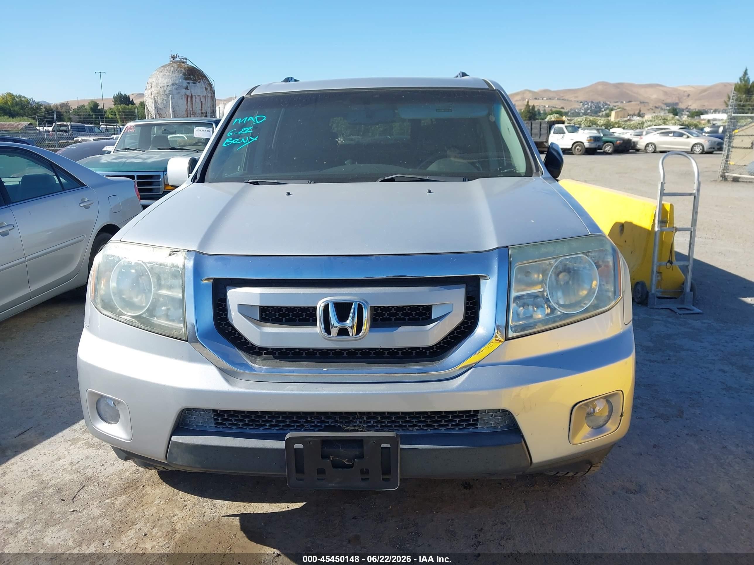 2011 Honda Pilot Ex-l Silver vin: 5FNYF3H56BB020860