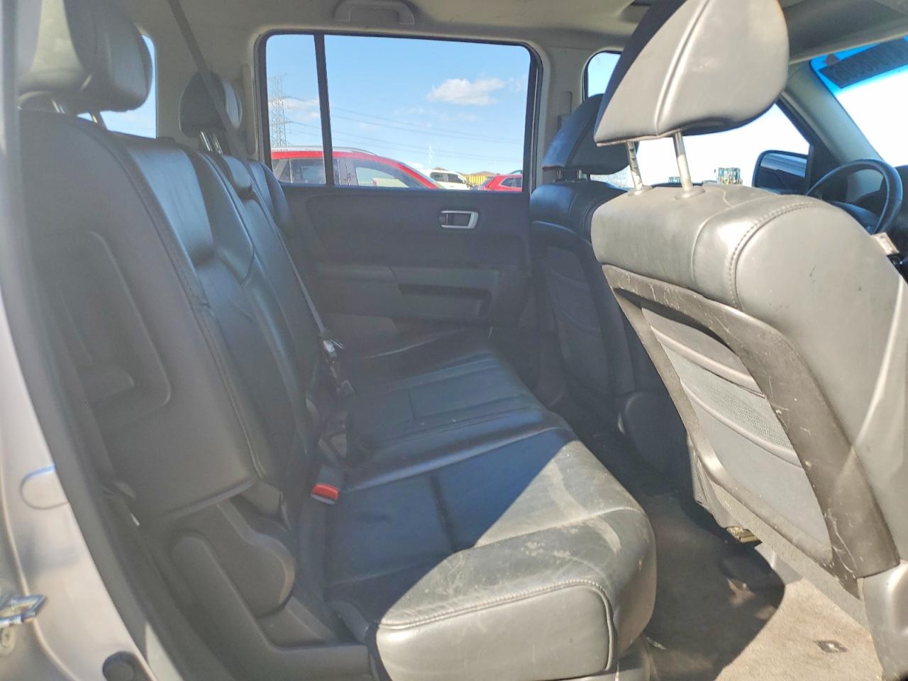 2011 Honda Pilot Exl Silver vin: 5FNYF3H56BB036850