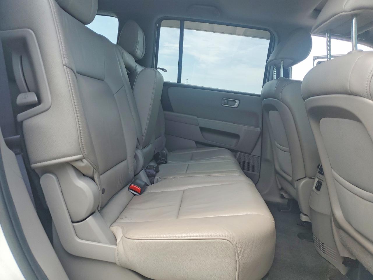 2013 Honda Pilot Exl Белый vin: 5FNYF3H56DB036110