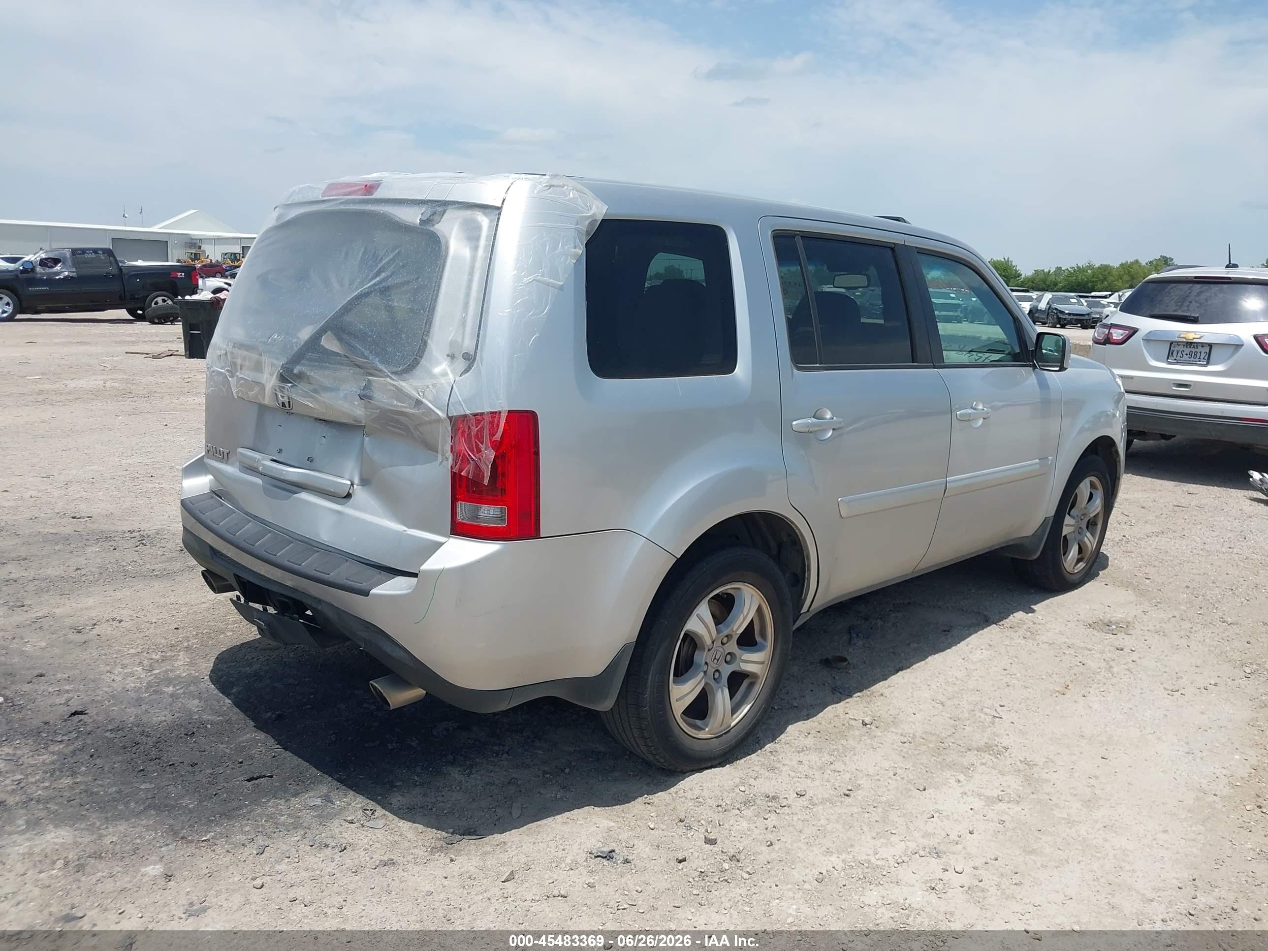 2015 Honda Pilot Ex-l Silver vin: 5FNYF3H56FB019245