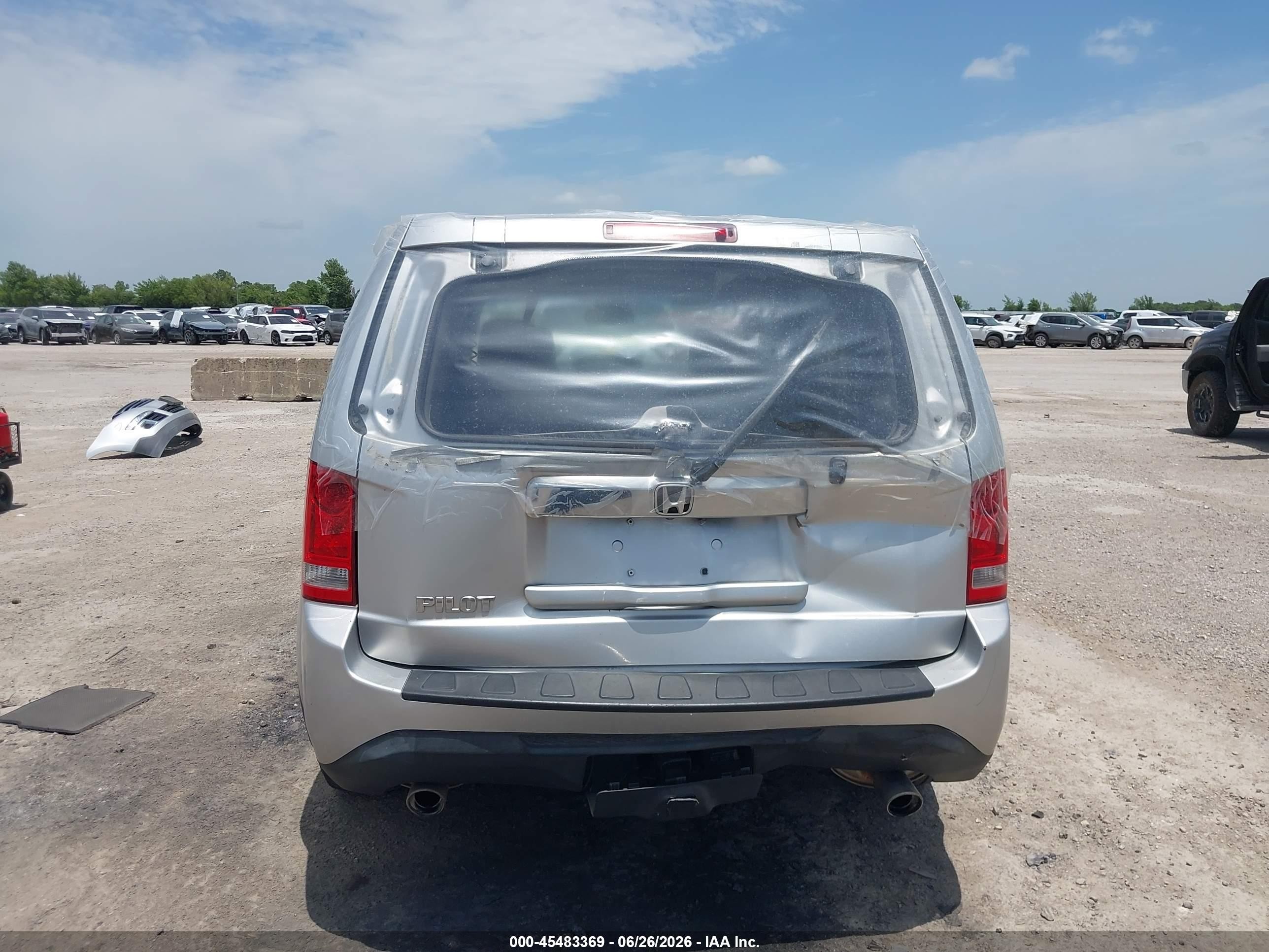 2015 Honda Pilot Ex-l Silver vin: 5FNYF3H56FB019245