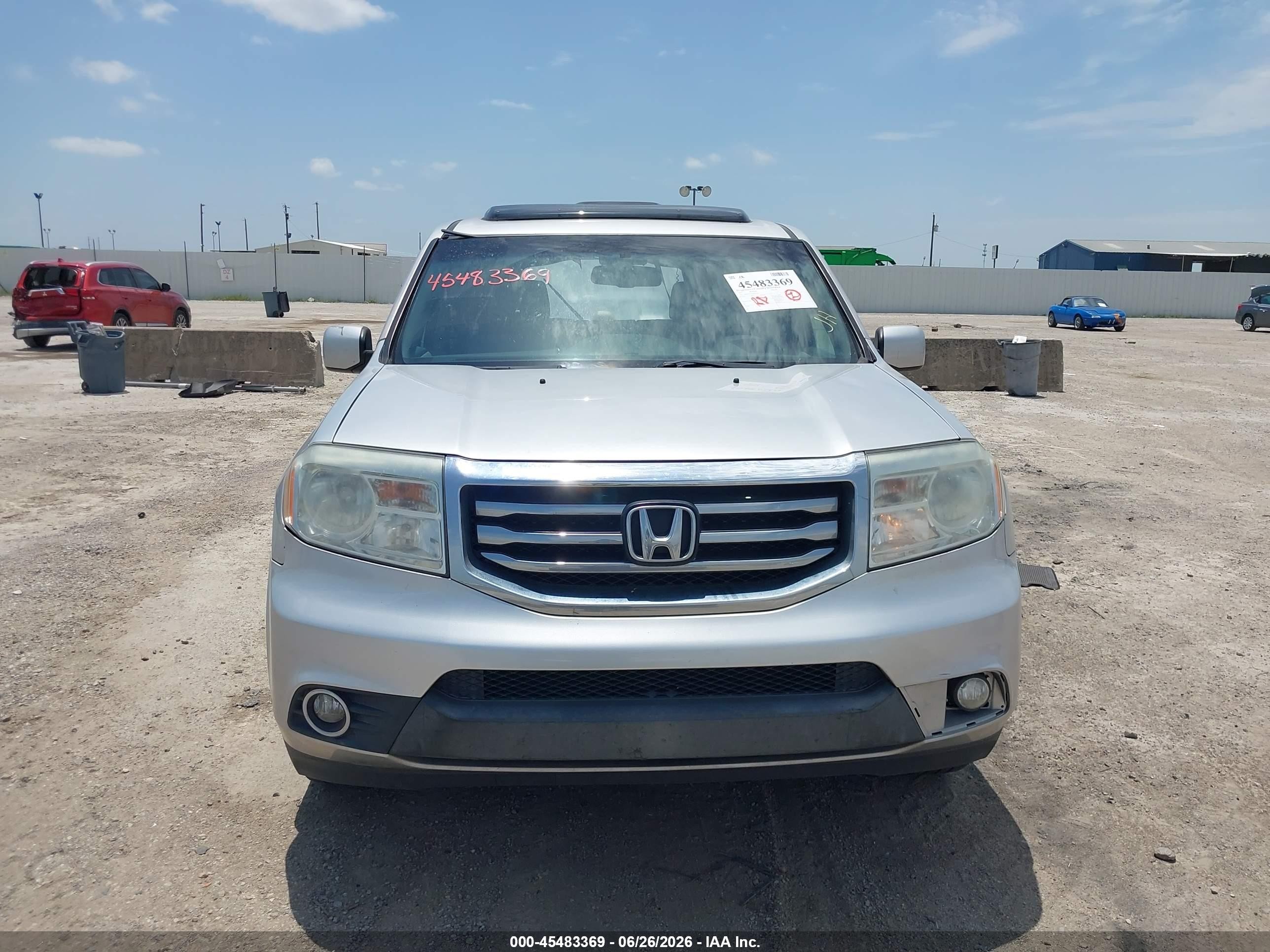 2015 Honda Pilot Ex-l Silver vin: 5FNYF3H56FB019245