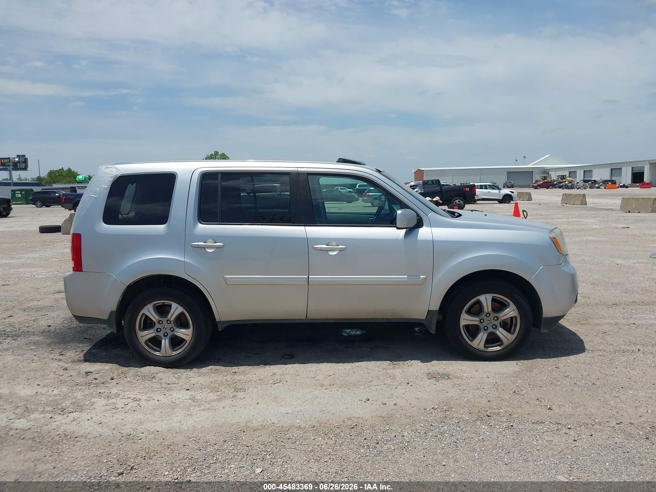 2015 Honda Pilot Ex-l Silver vin: 5FNYF3H56FB019245