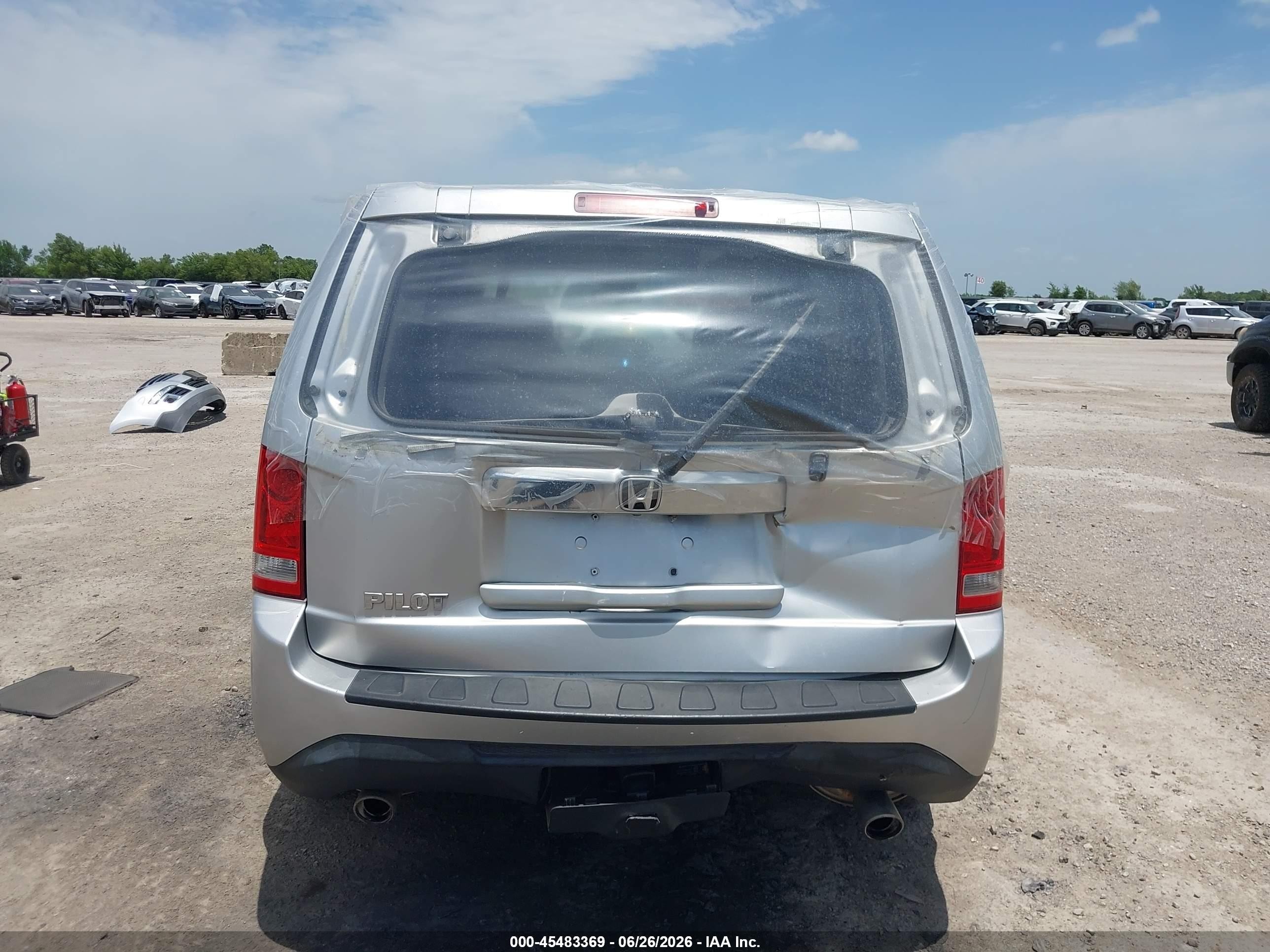 2015 Honda Pilot Ex-l Silver vin: 5FNYF3H56FB019245