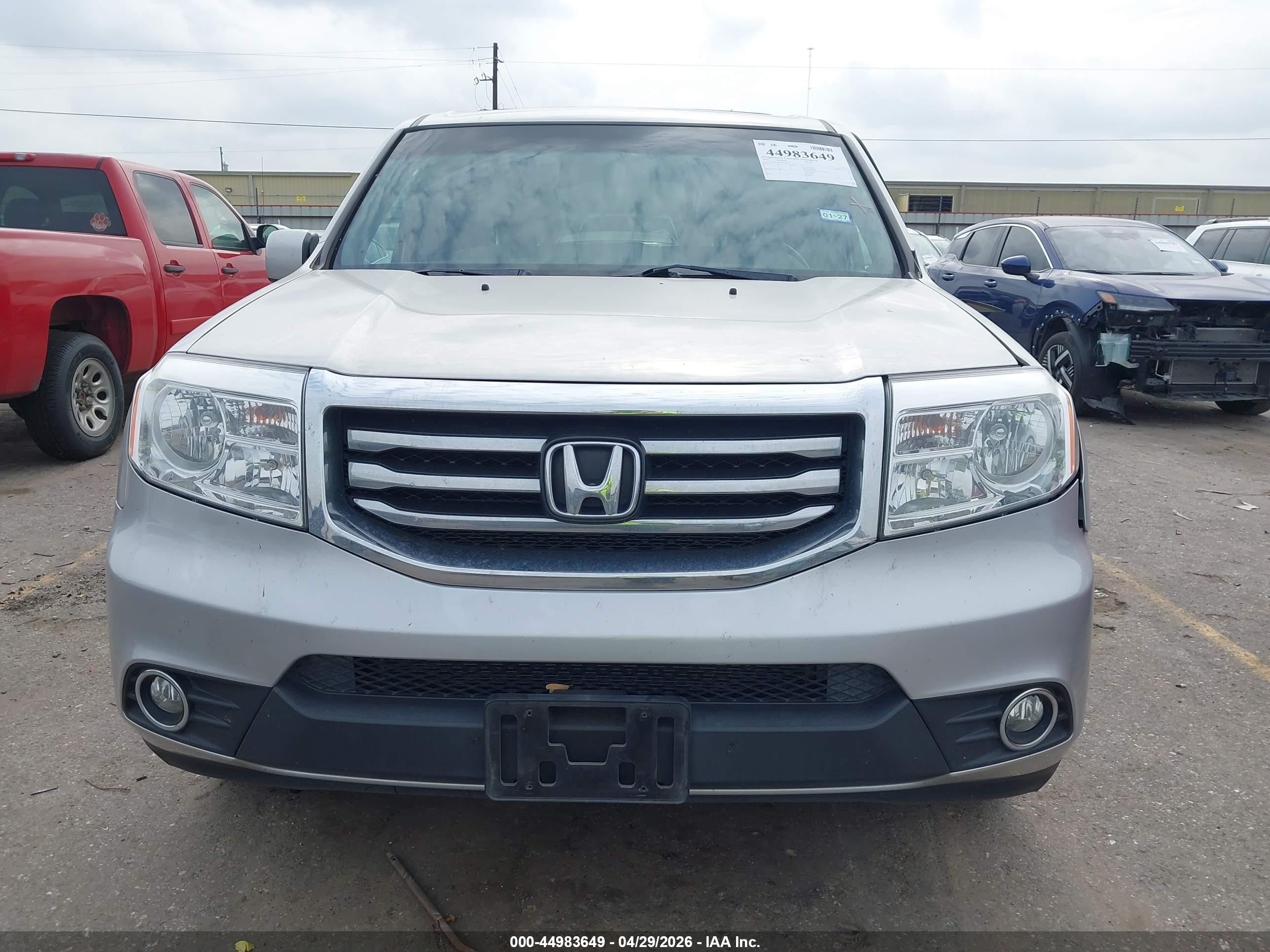 2015 Honda Pilot Ex-l Silver vin: 5FNYF3H56FB021562