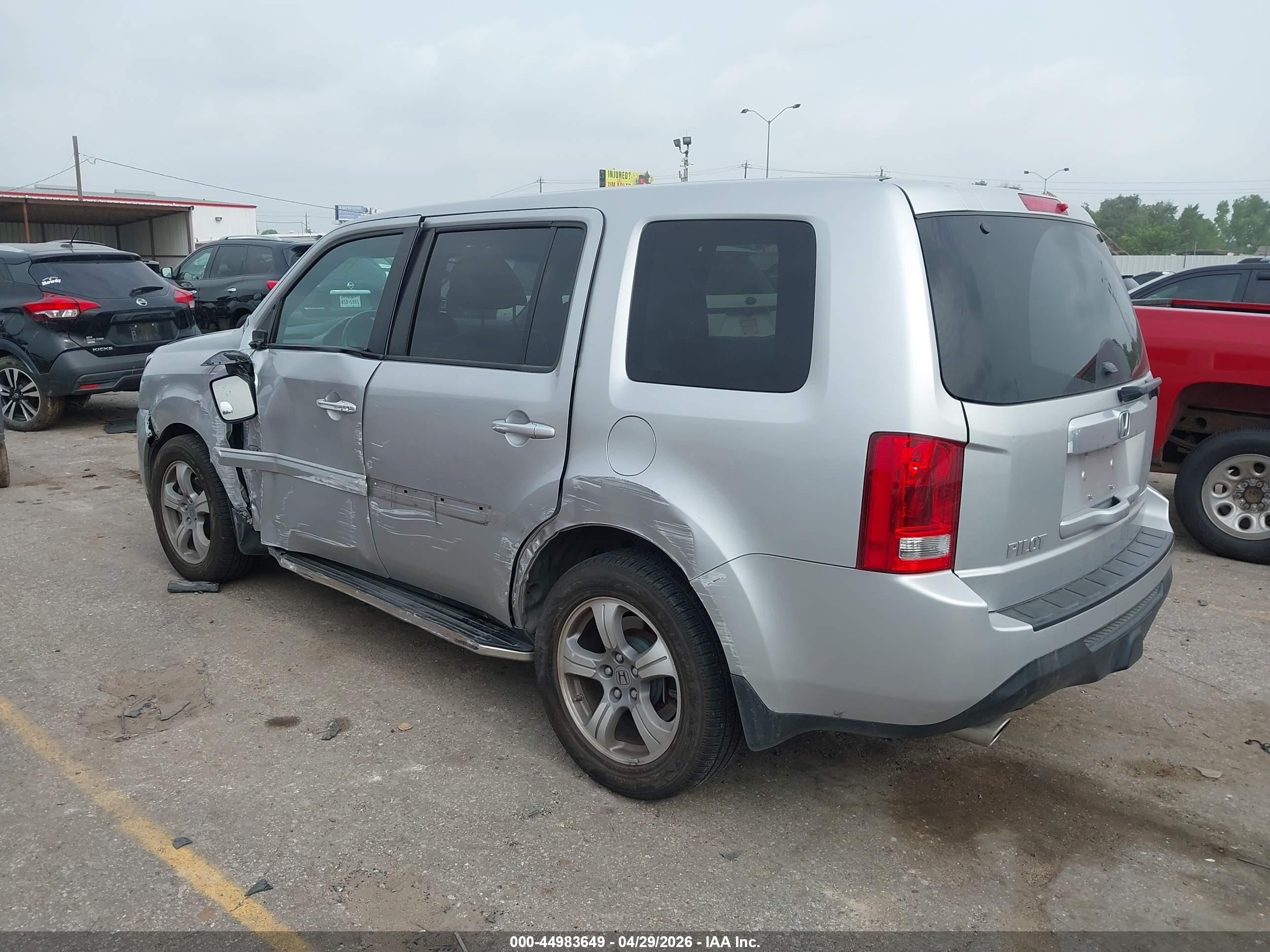 2015 Honda Pilot Ex-l Silver vin: 5FNYF3H56FB021562