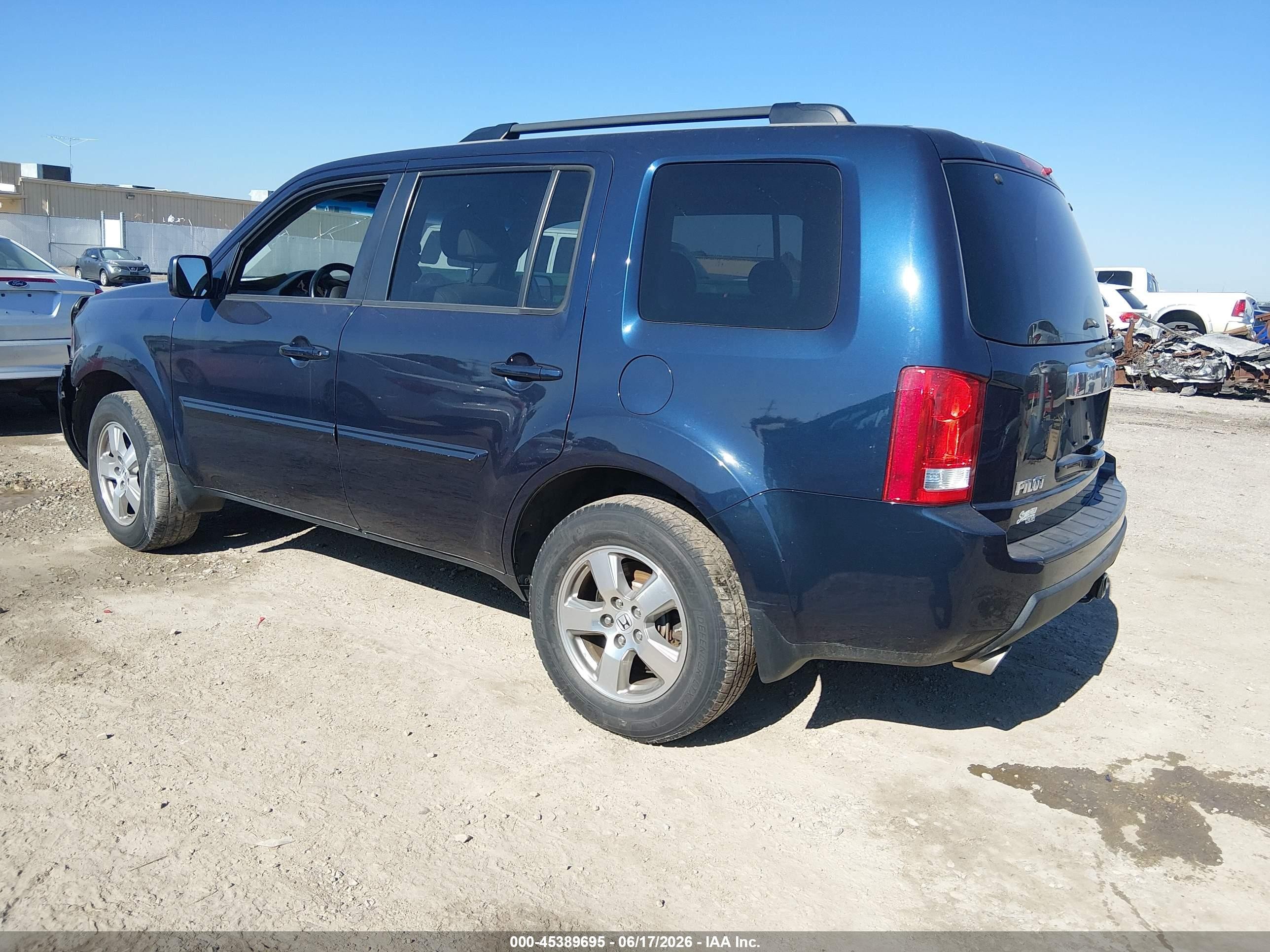2011 Honda Pilot Ex-l Blue vin: 5FNYF3H57BB024447
