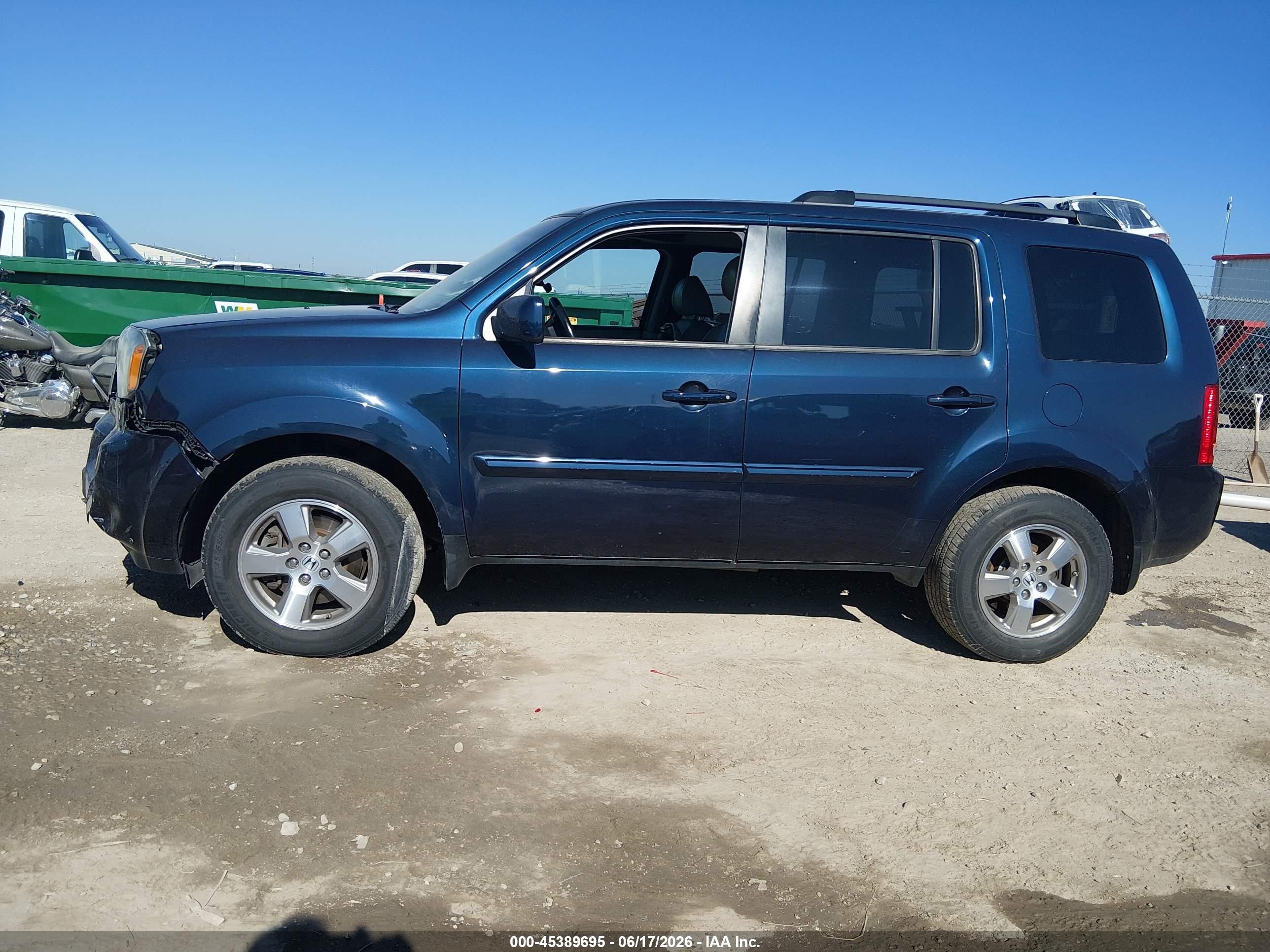 2011 Honda Pilot Ex-l Blue vin: 5FNYF3H57BB024447