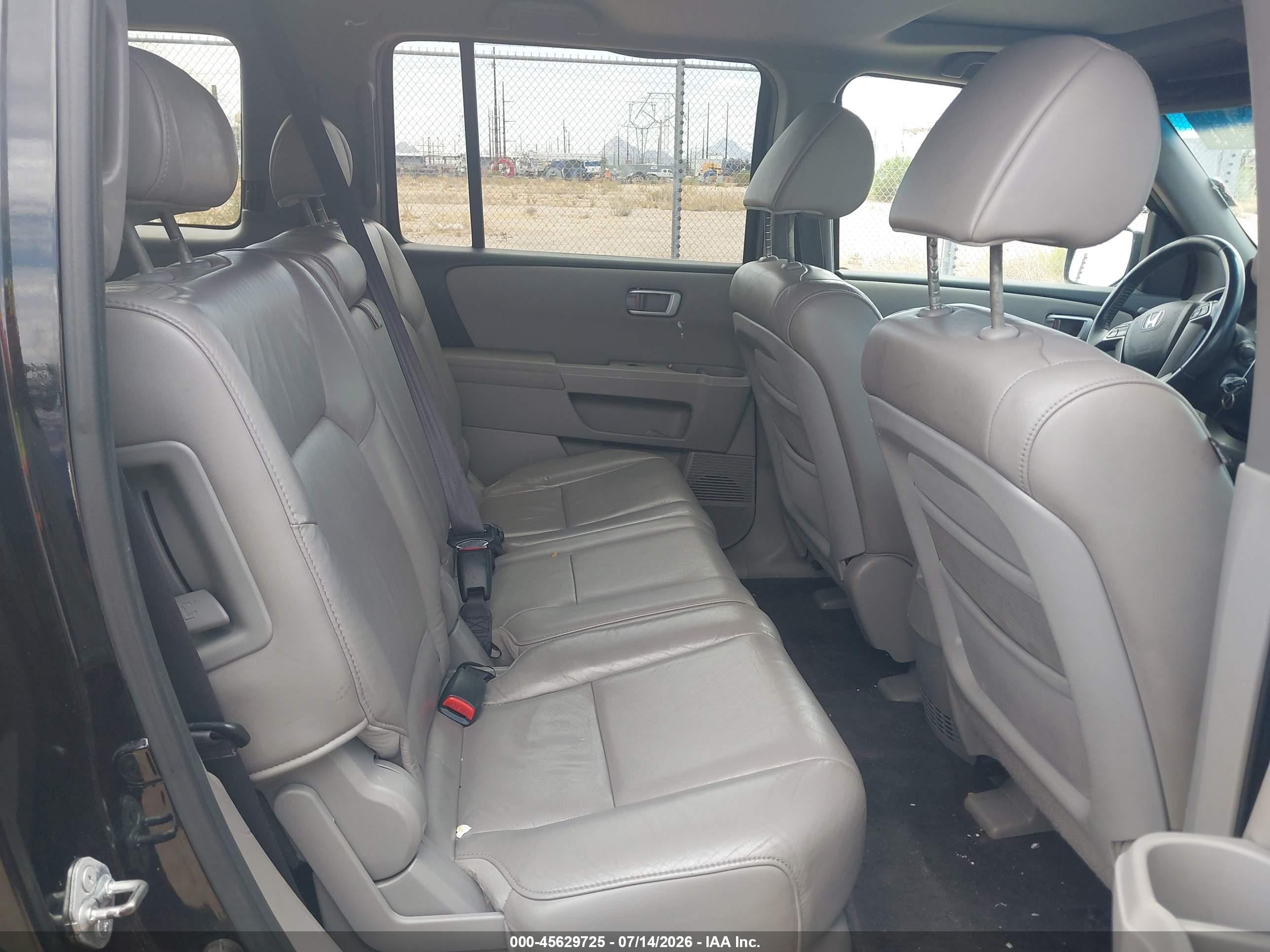2011 Honda Pilot Ex-l Gray vin: 5FNYF3H57BB032256