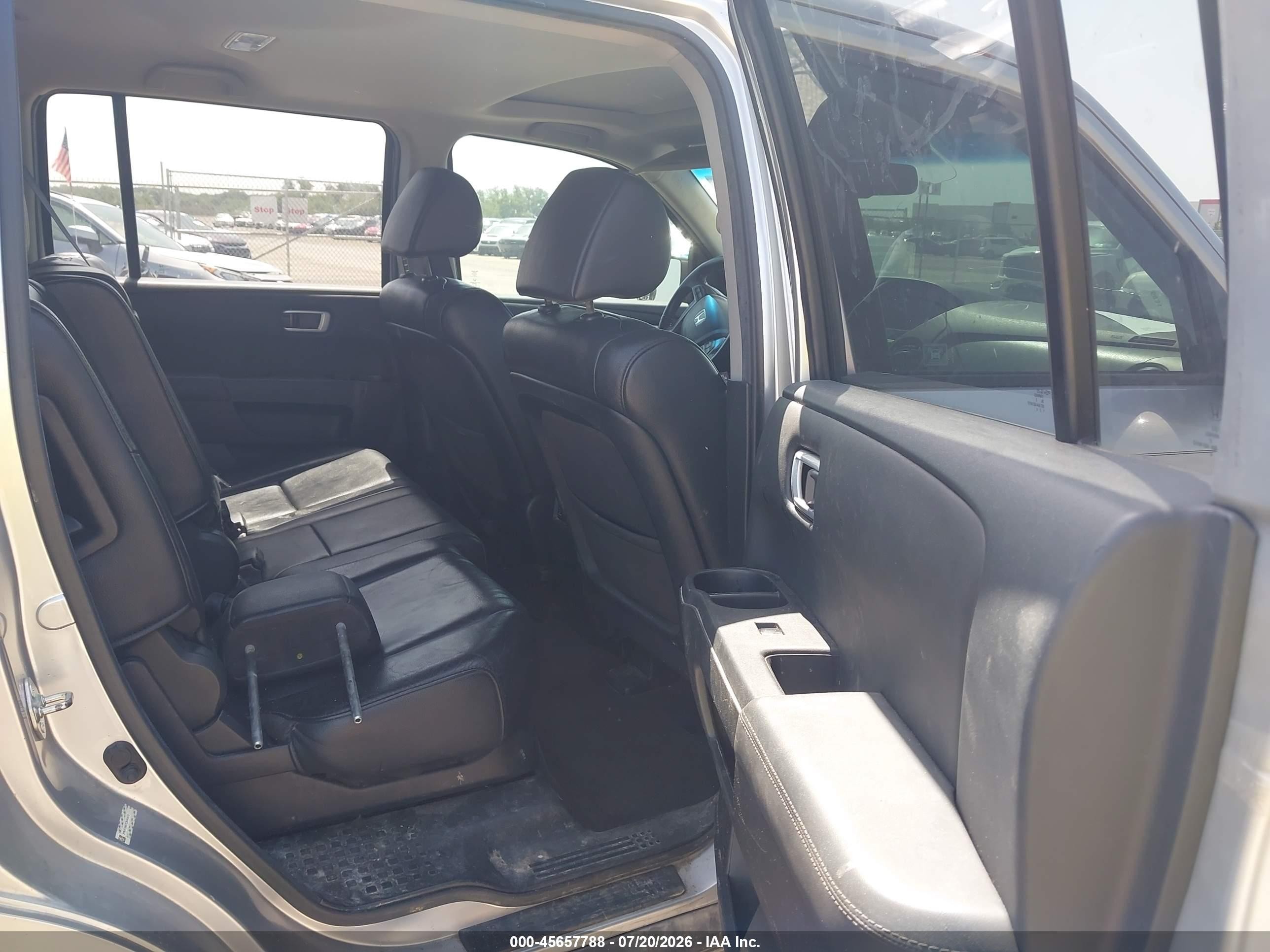 2012 Honda Pilot Ex-l Silver vin: 5FNYF3H57CB041573
