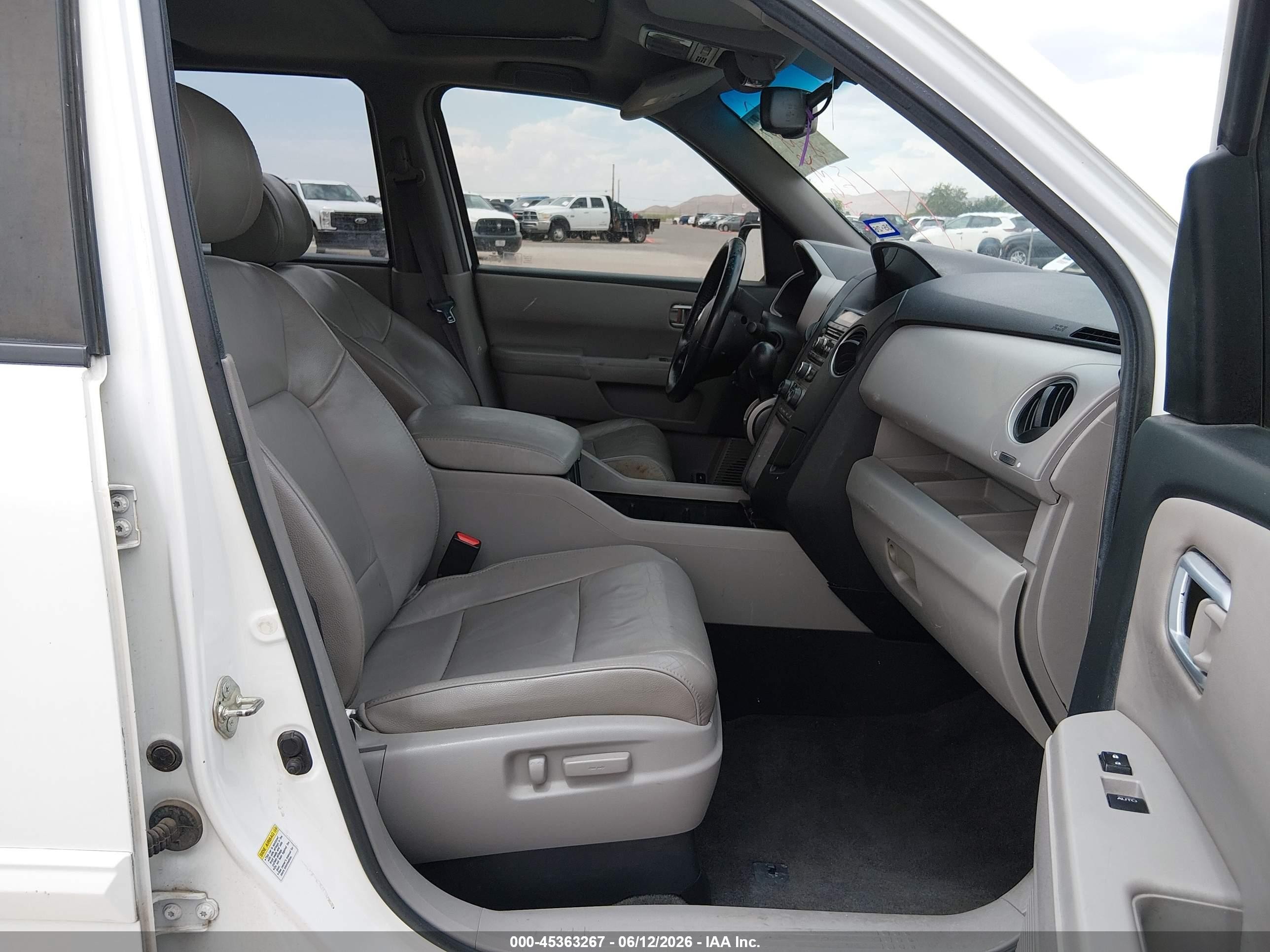 2012 Honda Pilot Ex-l White vin: 5FNYF3H57CB042691