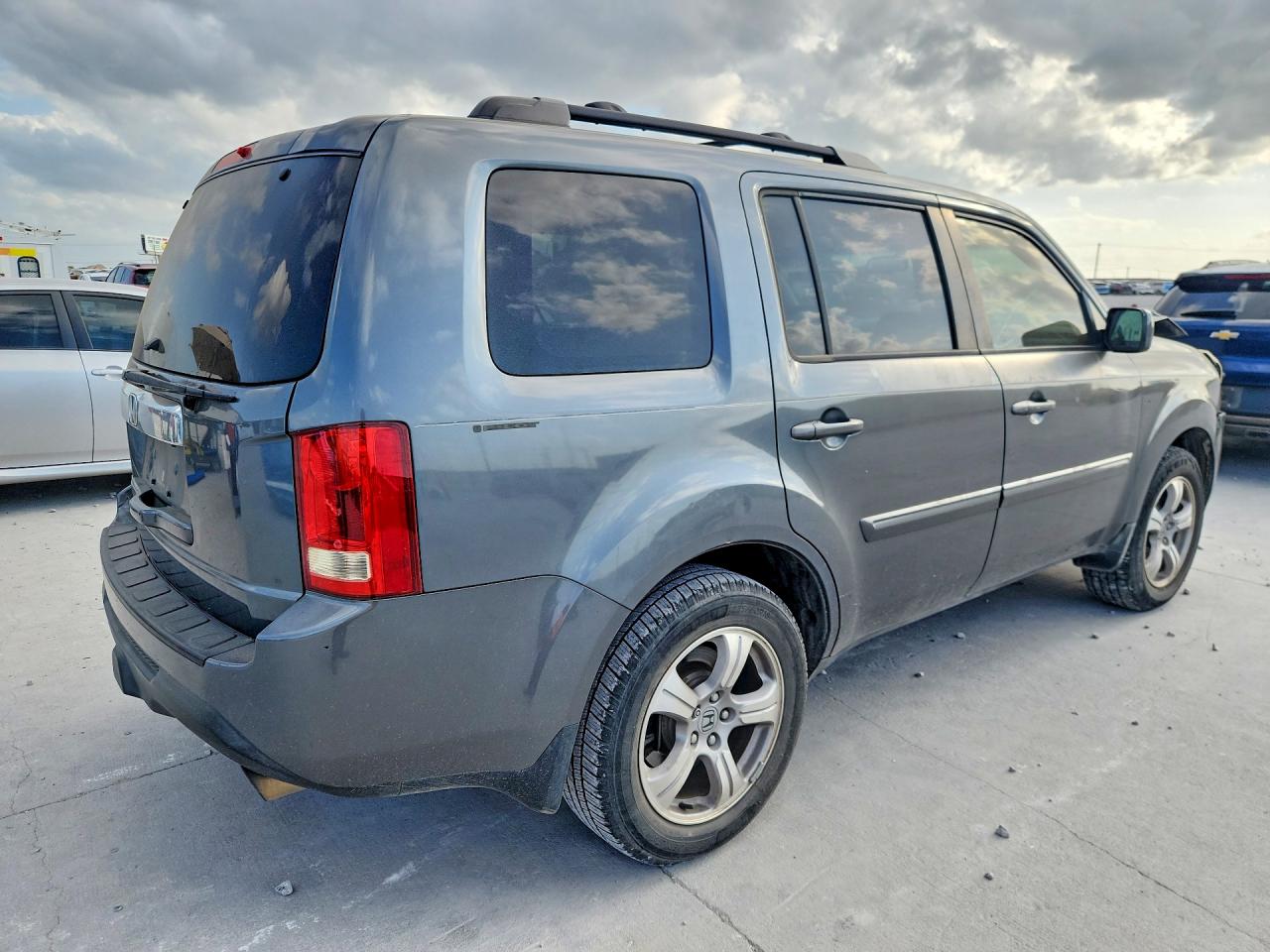 2013 Honda Pilot Exl Gray vin: 5FNYF3H57DB017100