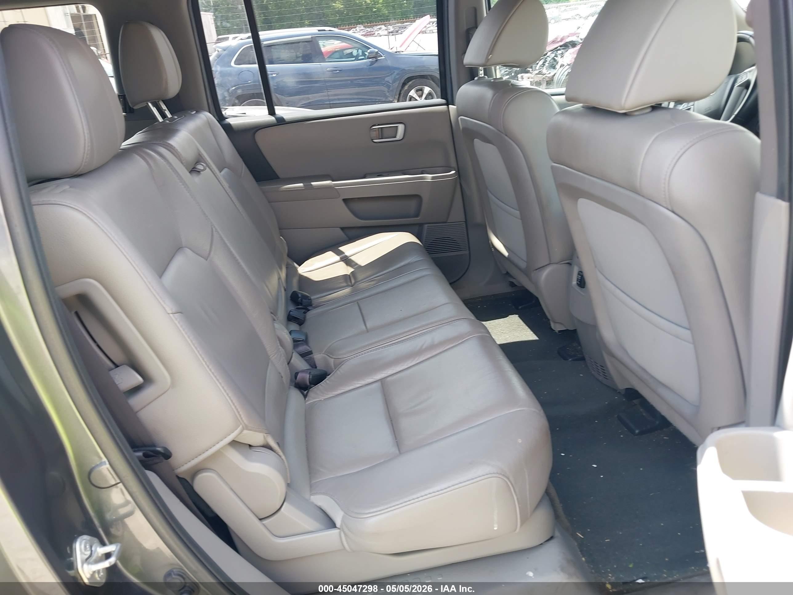 2013 Honda Pilot Ex-l Gray vin: 5FNYF3H57DB026850