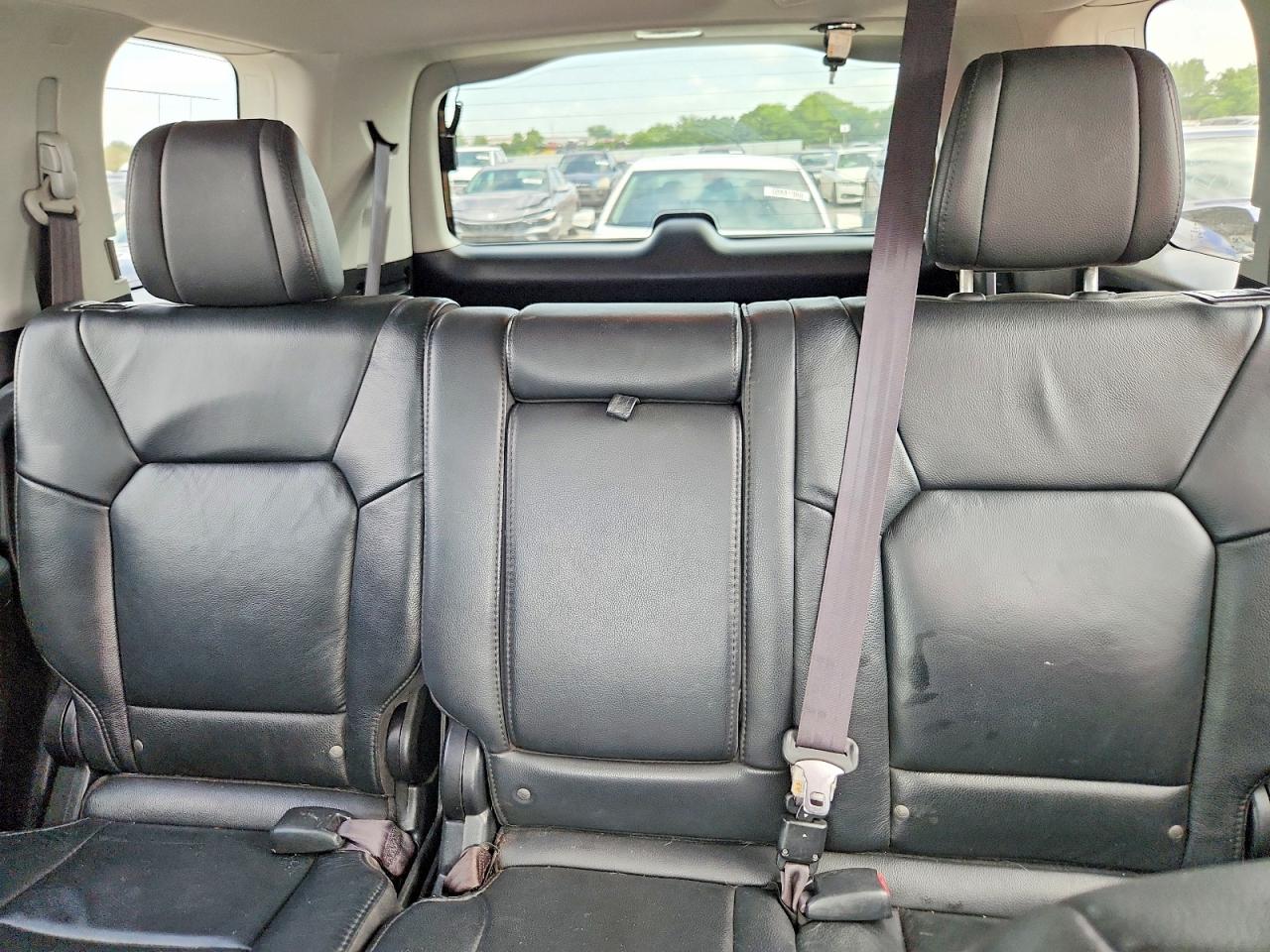 2014 Honda Pilot Gray vin: 5FNYF3H57EB027157