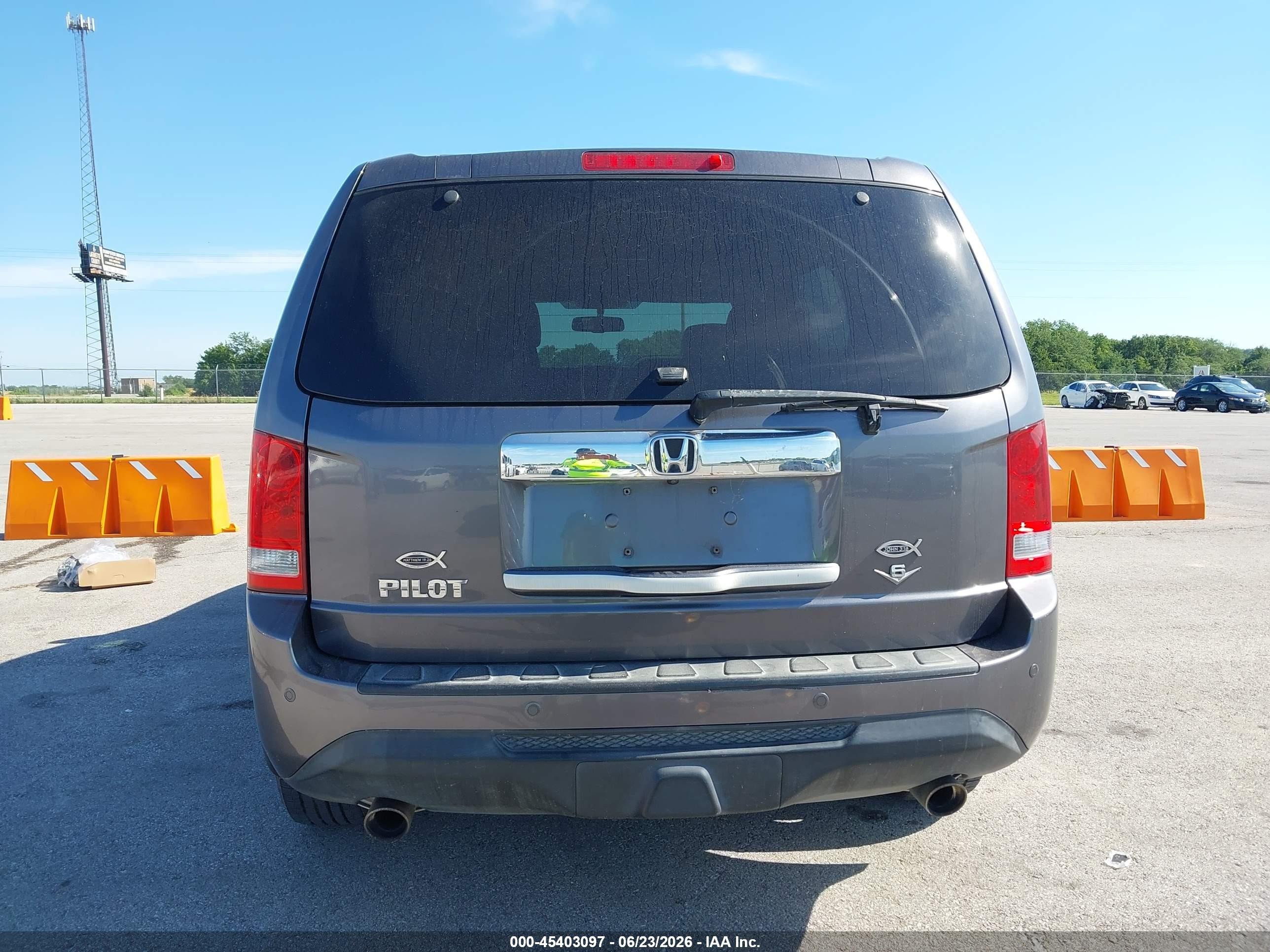 2015 Honda Pilot Ex-l Серый vin: 5FNYF3H57FB018315
