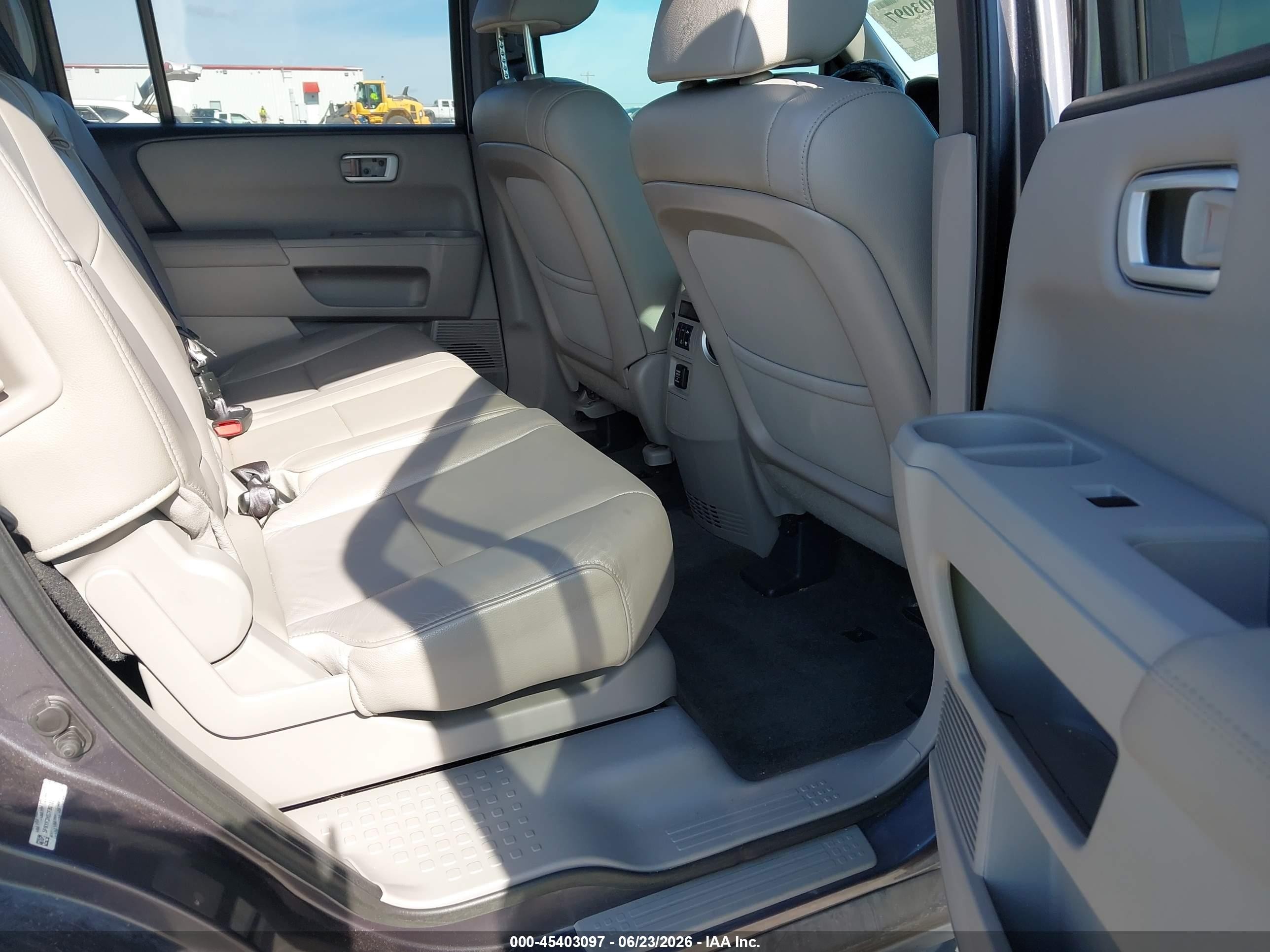 2015 Honda Pilot Ex-l Серый vin: 5FNYF3H57FB018315