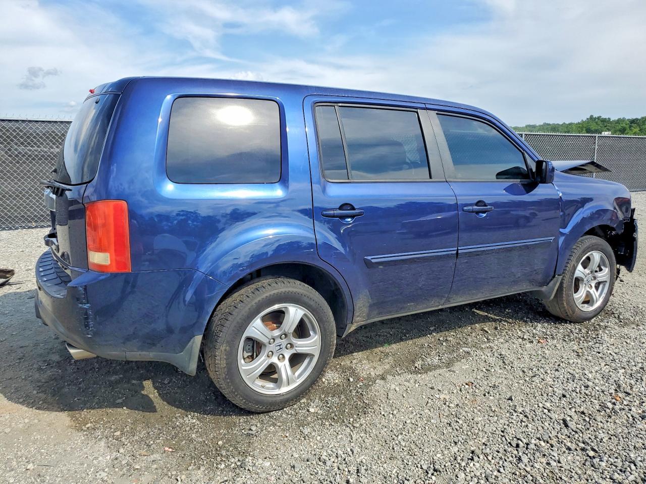 2015 Honda Pilot Exl Синий vin: 5FNYF3H57FB031288