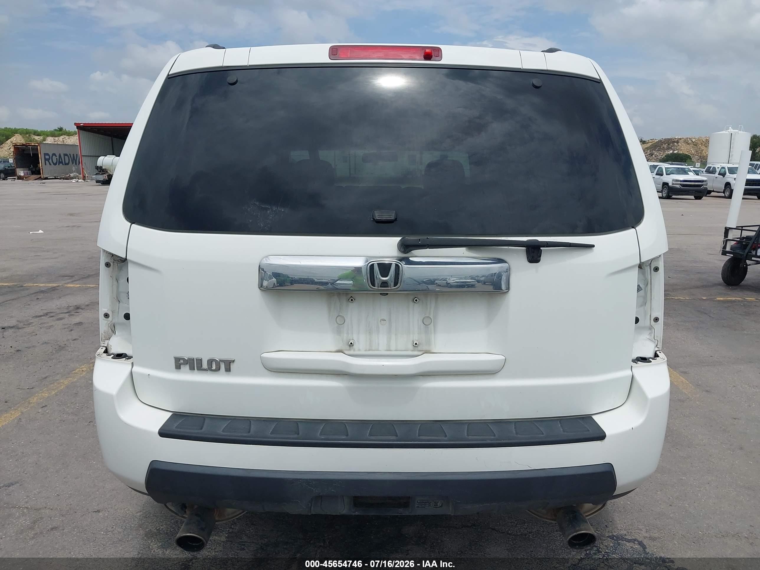 2011 Honda Pilot Ex-l White vin: 5FNYF3H58BB011934