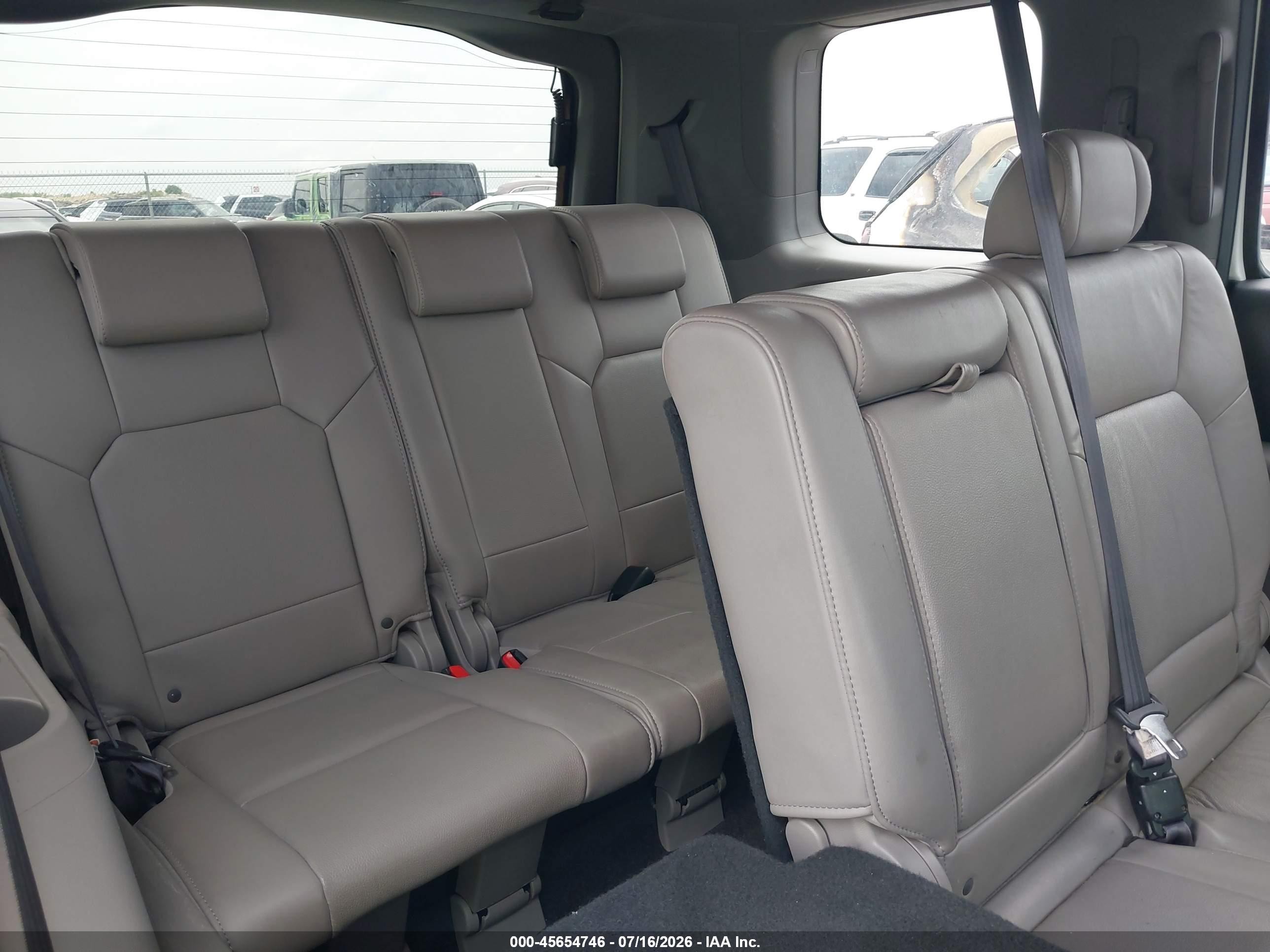 2011 Honda Pilot Ex-l White vin: 5FNYF3H58BB011934
