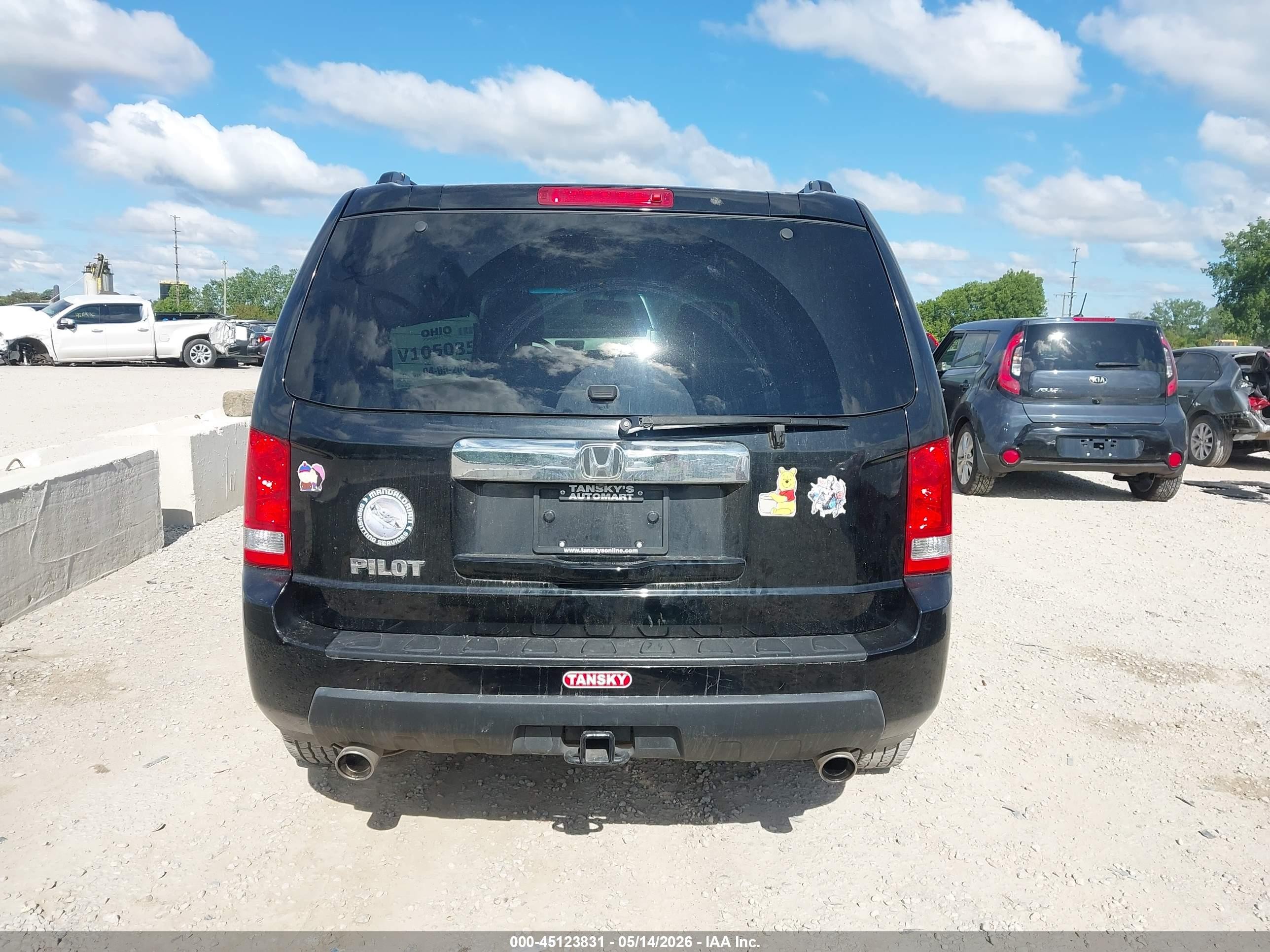 2011 Honda Pilot Ex-l Black vin: 5FNYF3H58BB058378