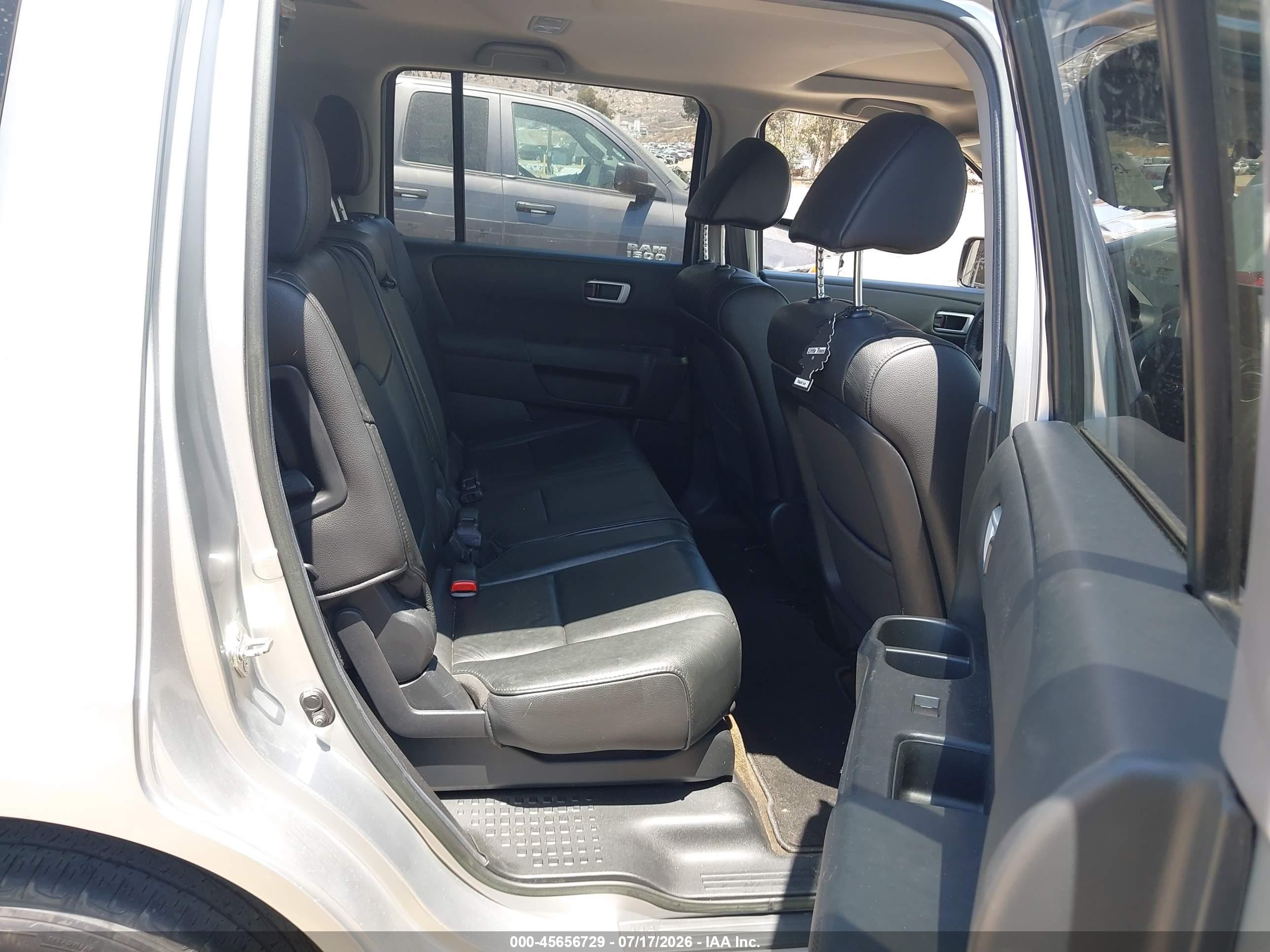 2013 Honda Pilot Ex-l Silver vin: 5FNYF3H58DB018496