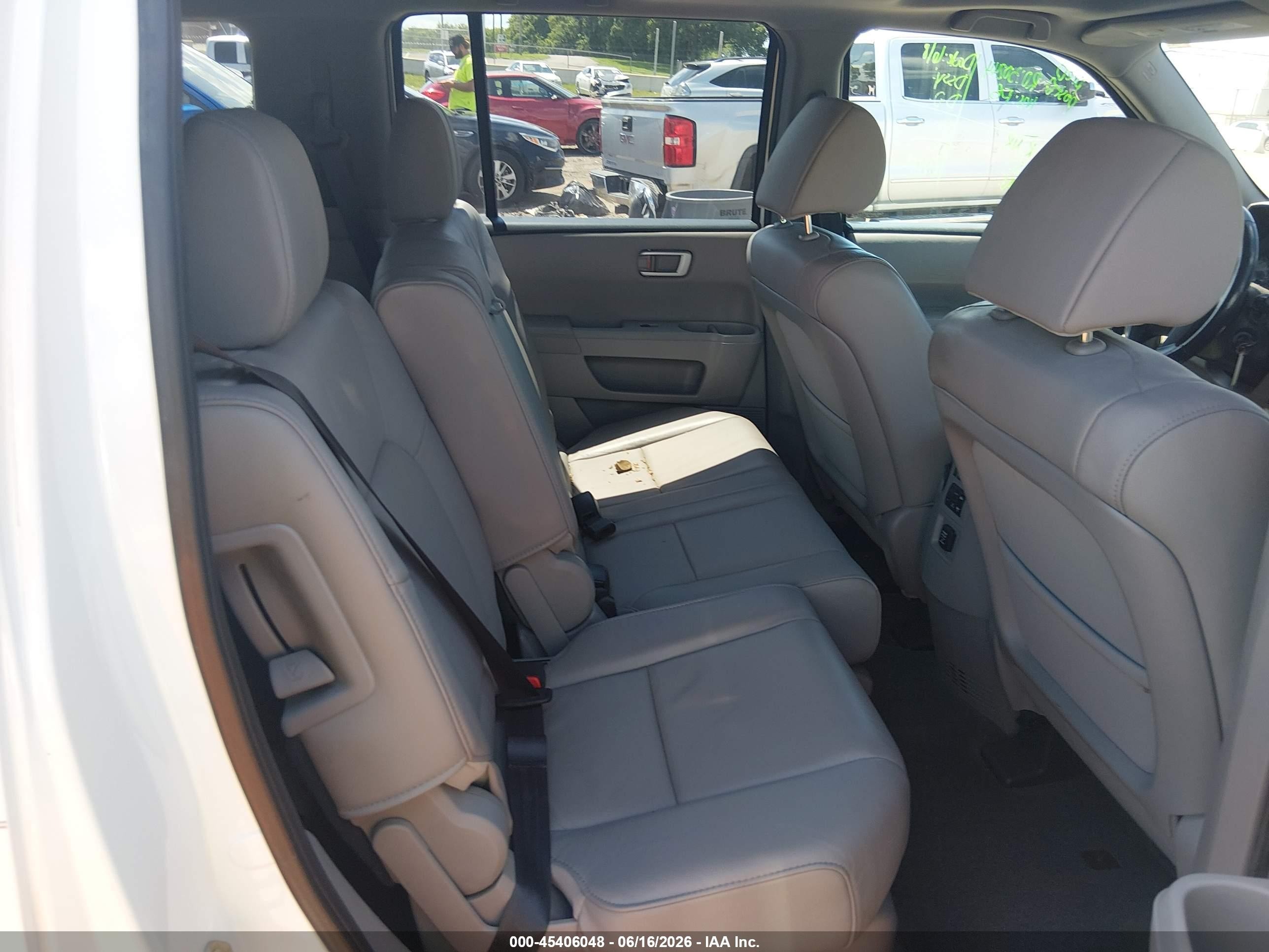 2014 Honda Pilot Ex-l White vin: 5FNYF3H58EB023358
