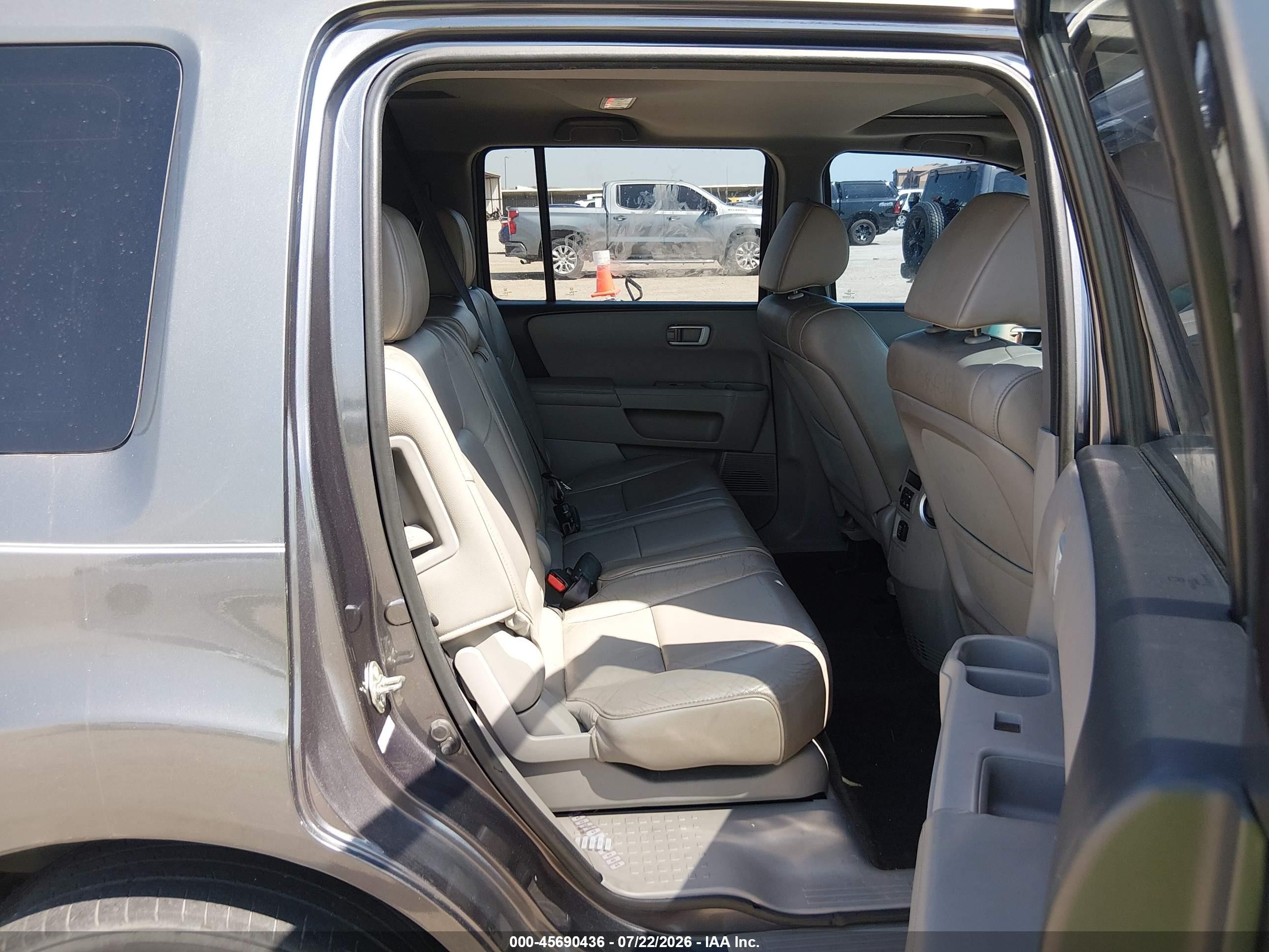 2015 Honda Pilot Ex-l Gray vin: 5FNYF3H58FB006626
