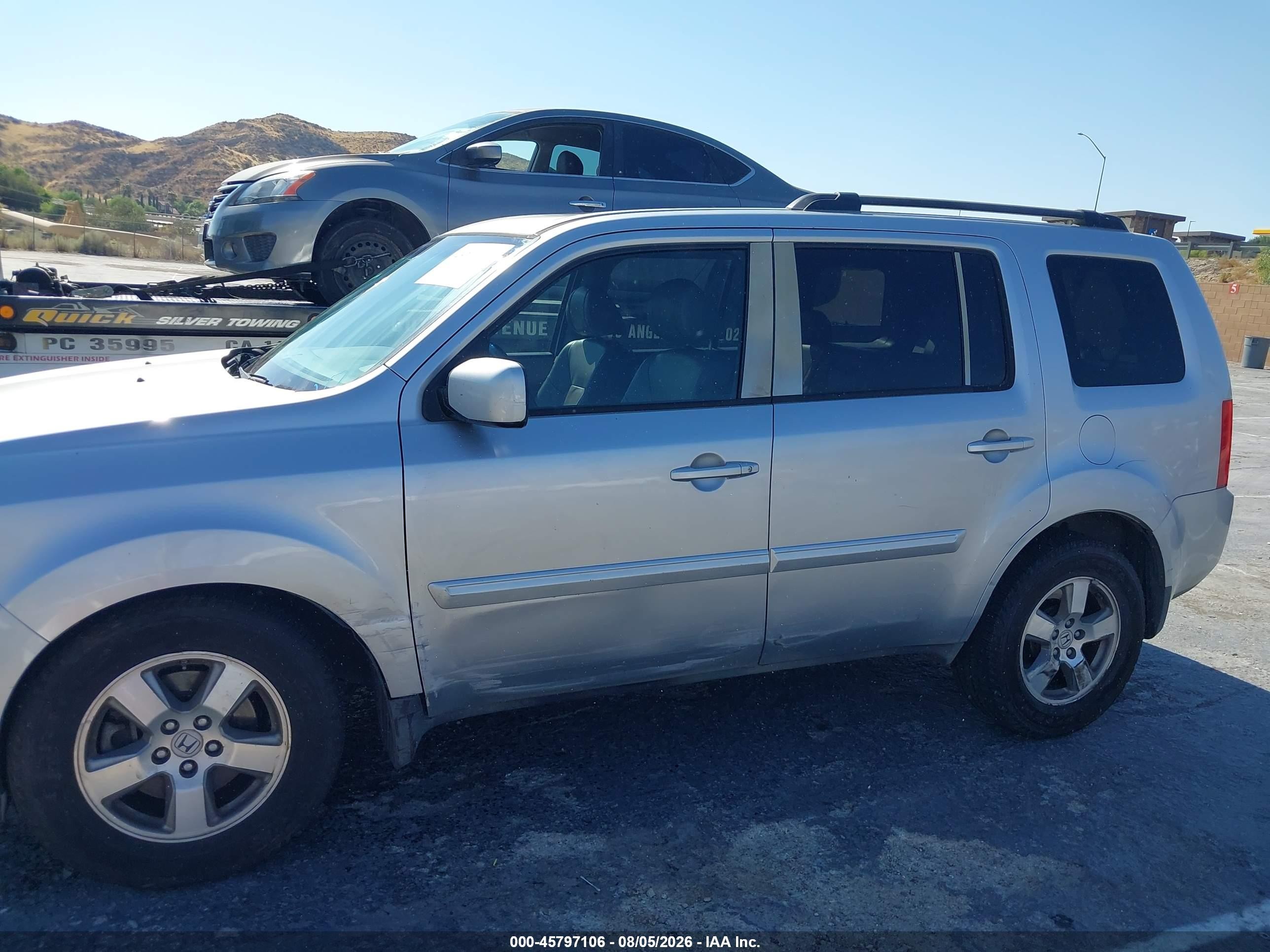 2011 Honda Pilot Ex-l Silver vin: 5FNYF3H59BB006502
