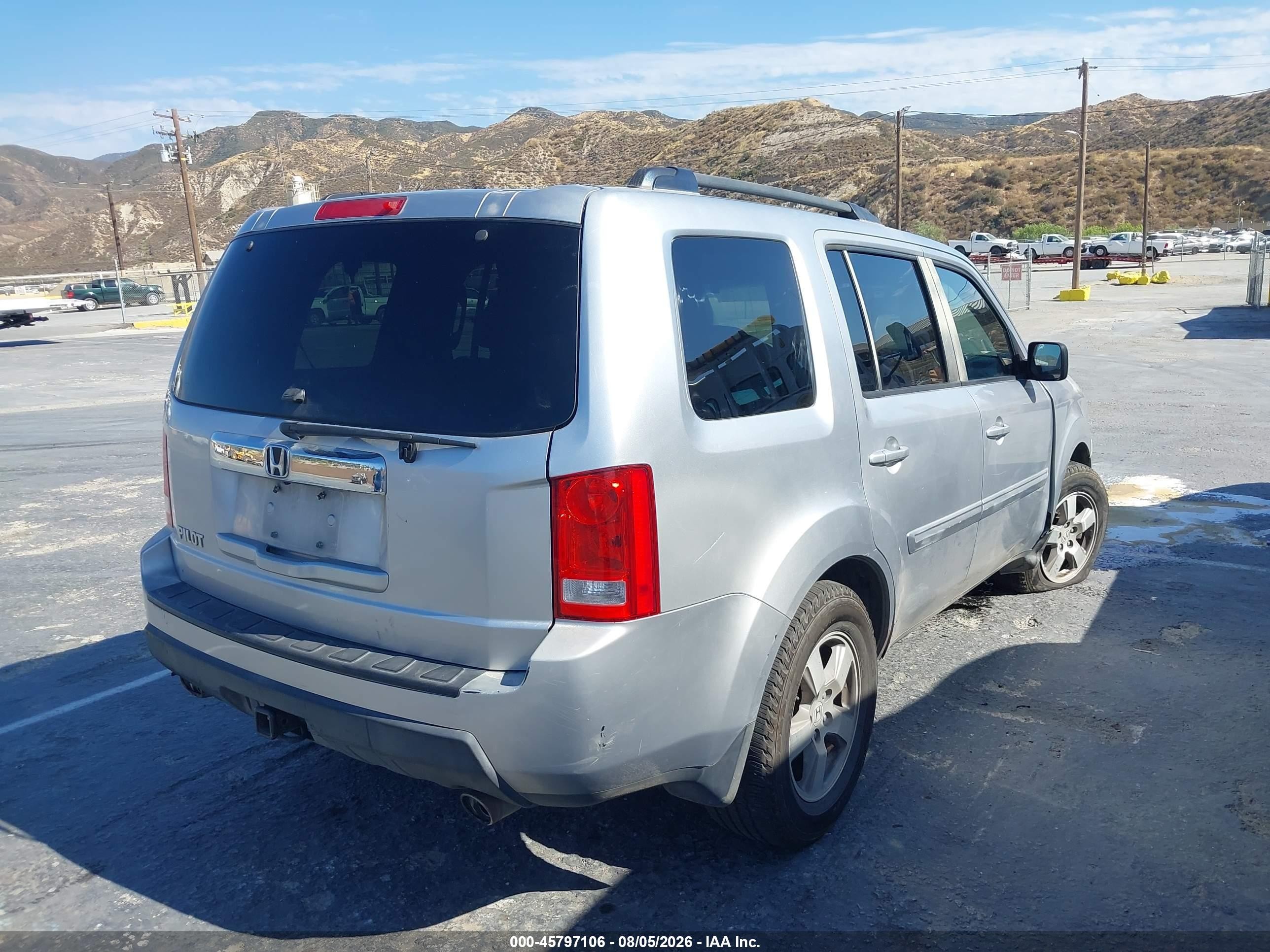 2011 Honda Pilot Ex-l Silver vin: 5FNYF3H59BB006502
