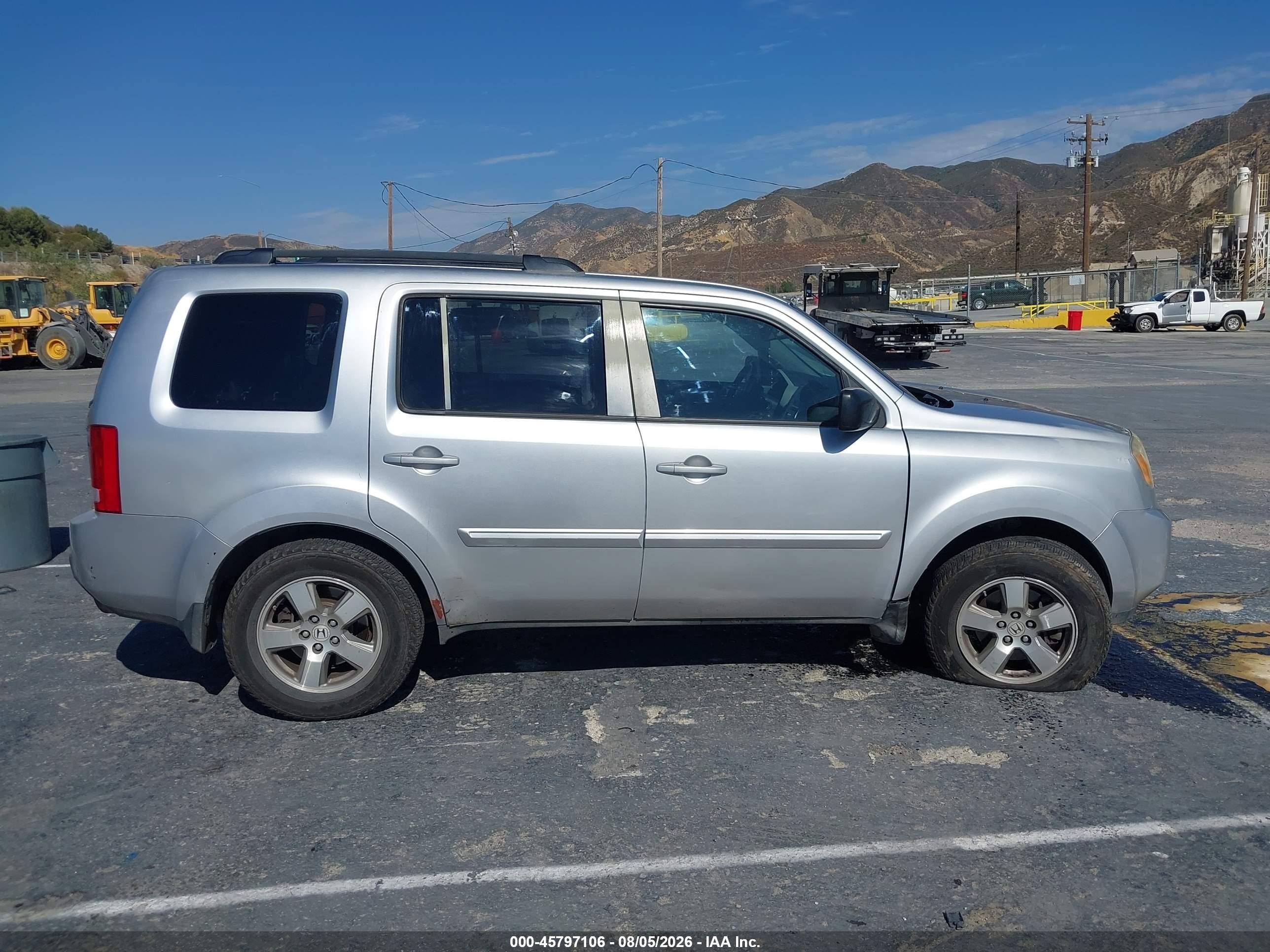 2011 Honda Pilot Ex-l Silver vin: 5FNYF3H59BB006502