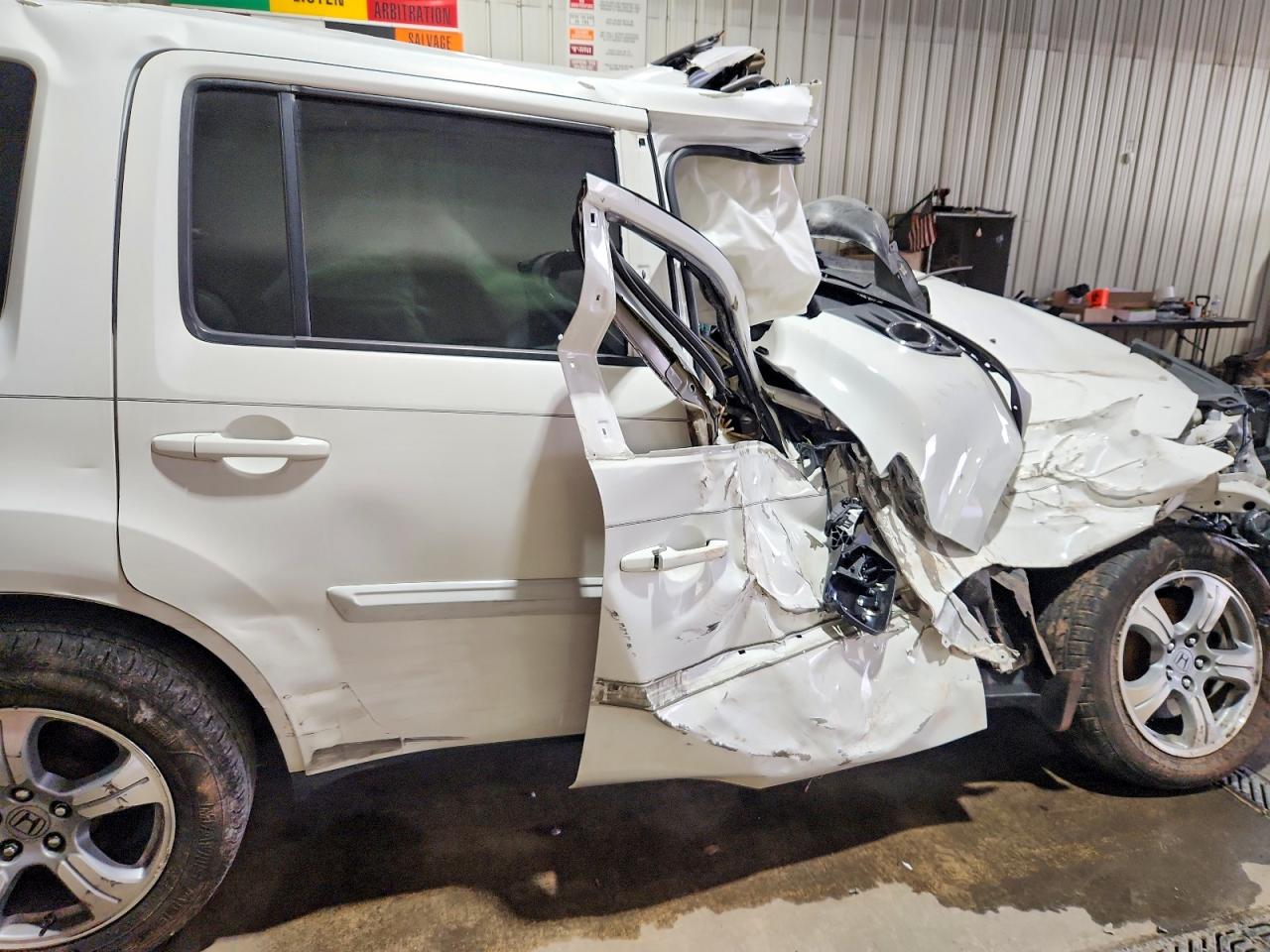 2014 Honda Pilot Exl White vin: 5FNYF3H59EB003409