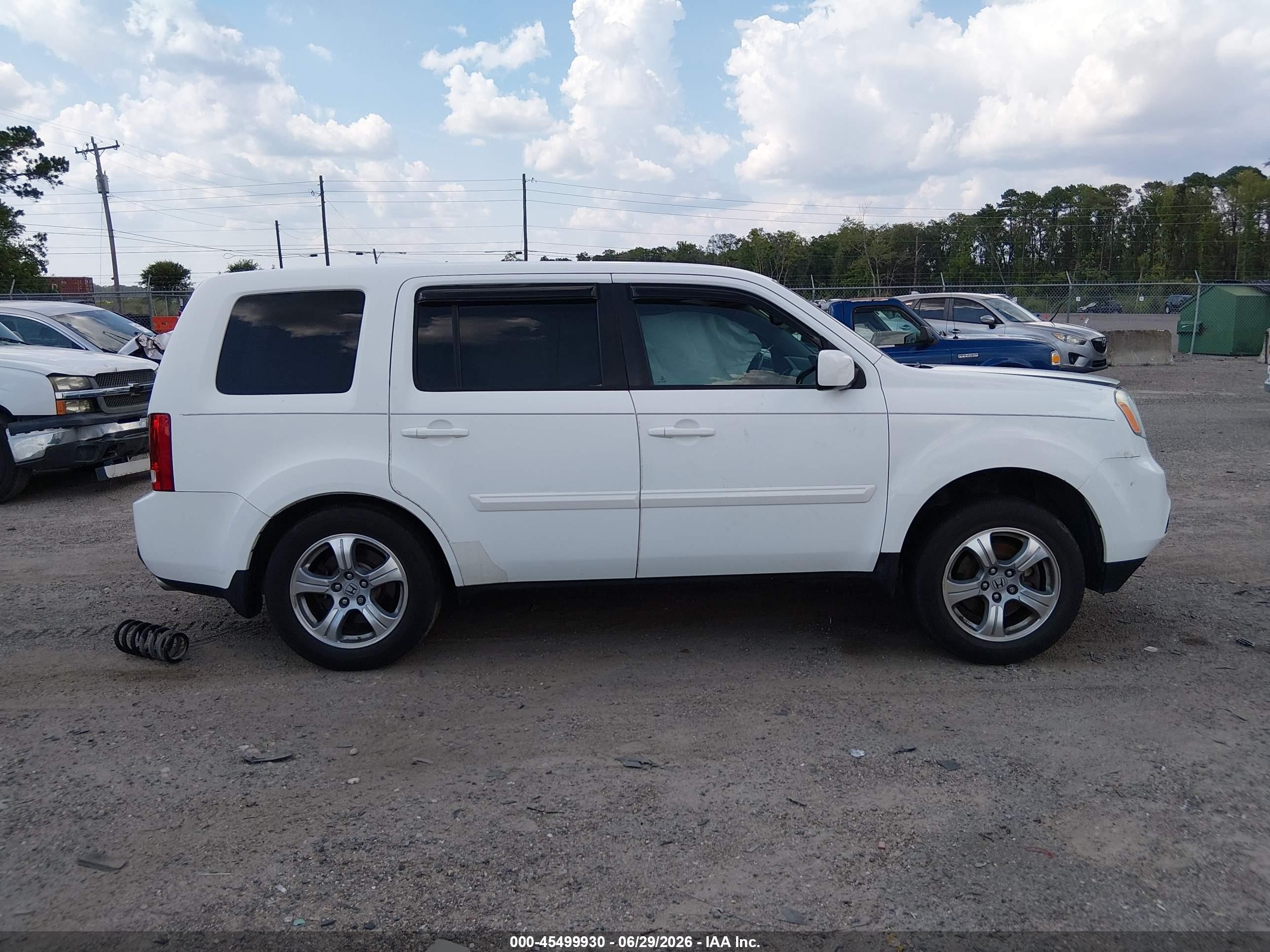 2014 Honda Pilot Ex-l White vin: 5FNYF3H59EB011610