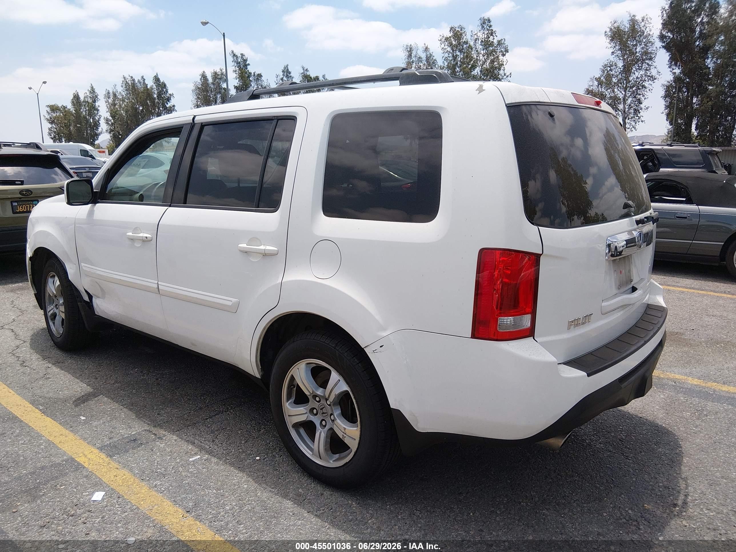 2014 Honda Pilot Ex-l White vin: 5FNYF3H59EB025894