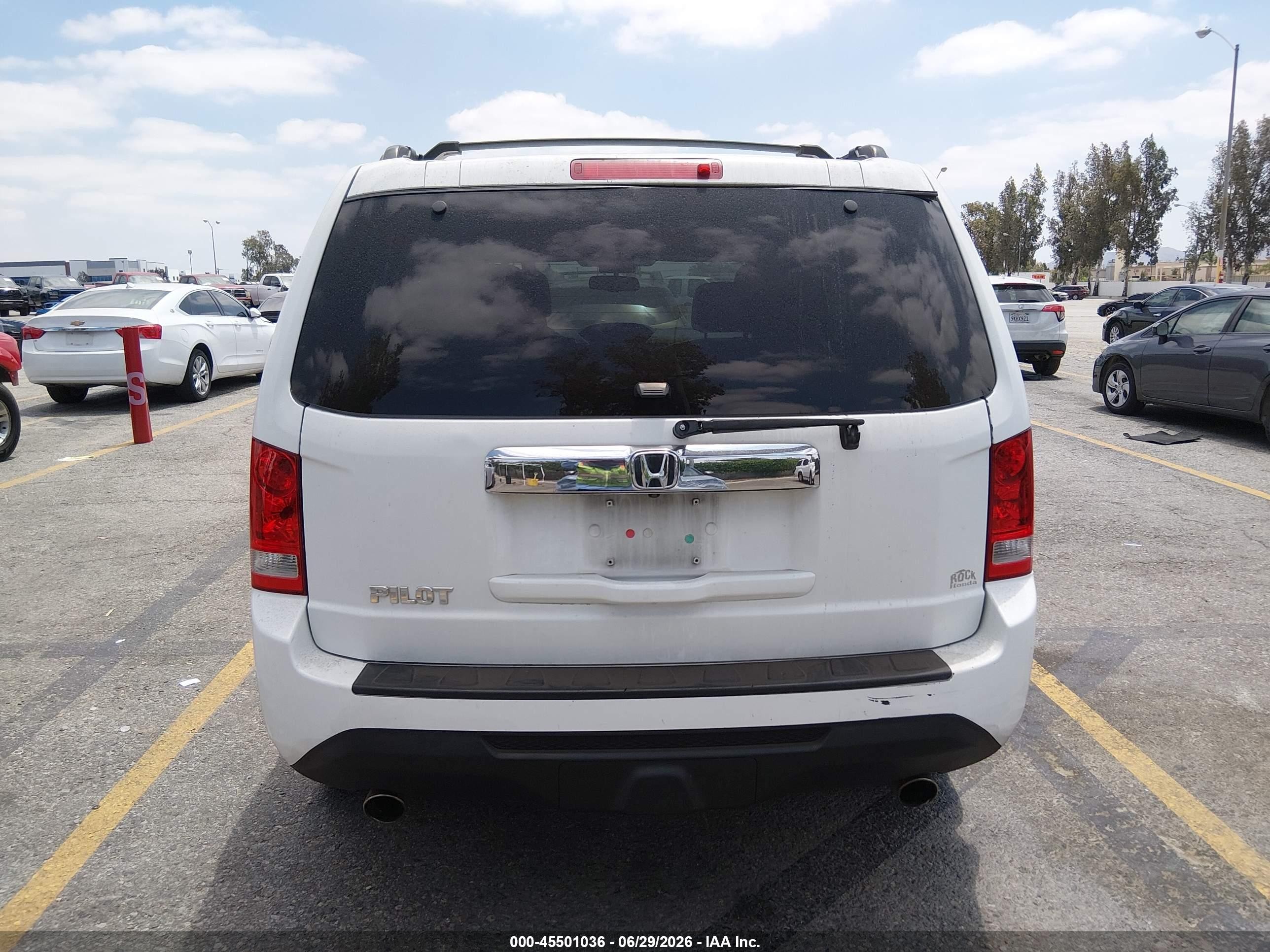 2014 Honda Pilot Ex-l White vin: 5FNYF3H59EB025894