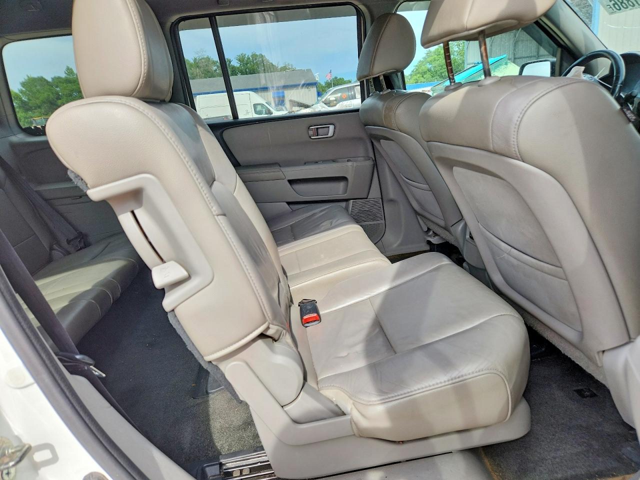 2015 Honda Pilot Exl White vin: 5FNYF3H59FB023807
