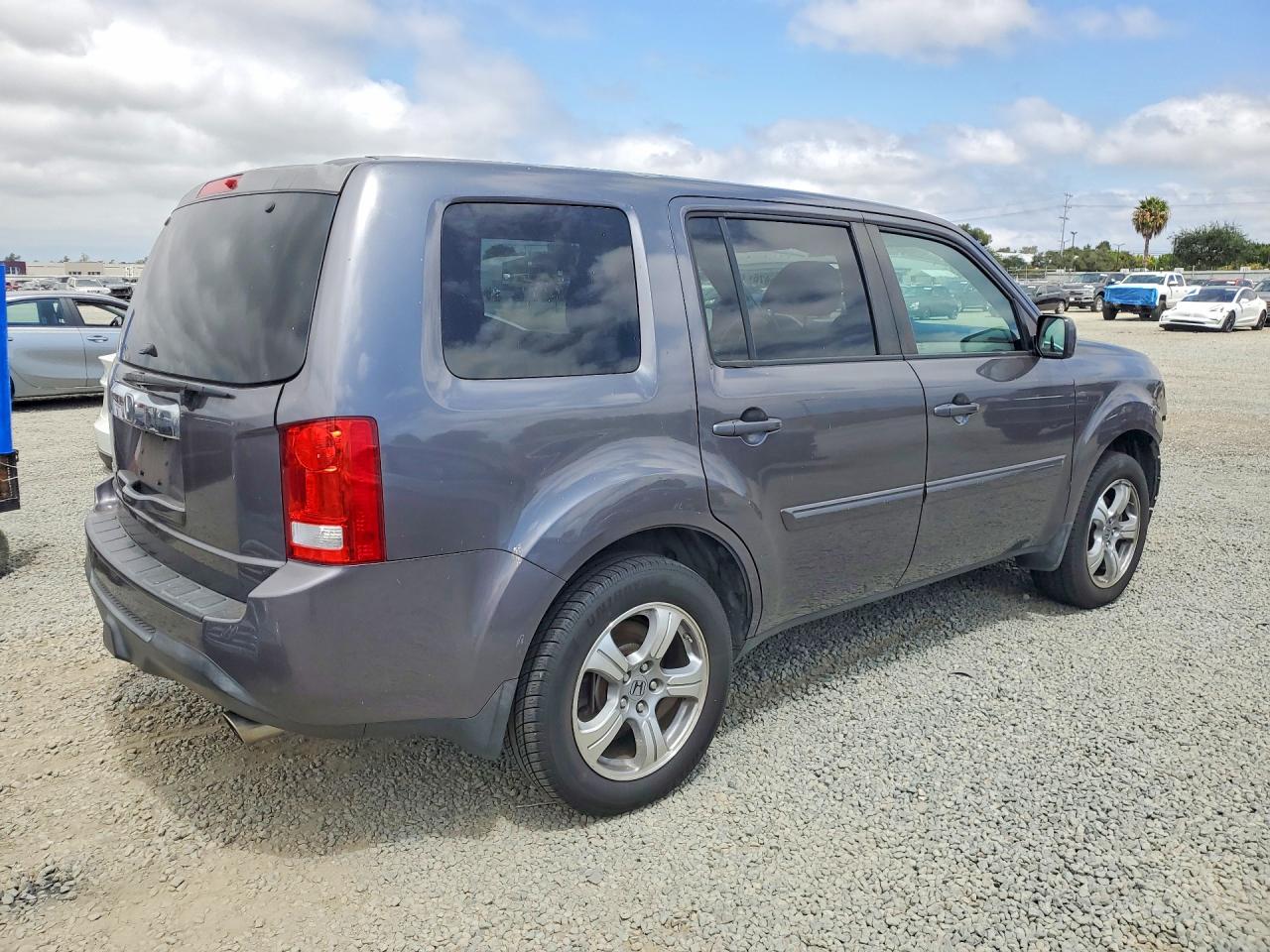 2015 Honda Pilot Exl Серый vin: 5FNYF3H59FB029140