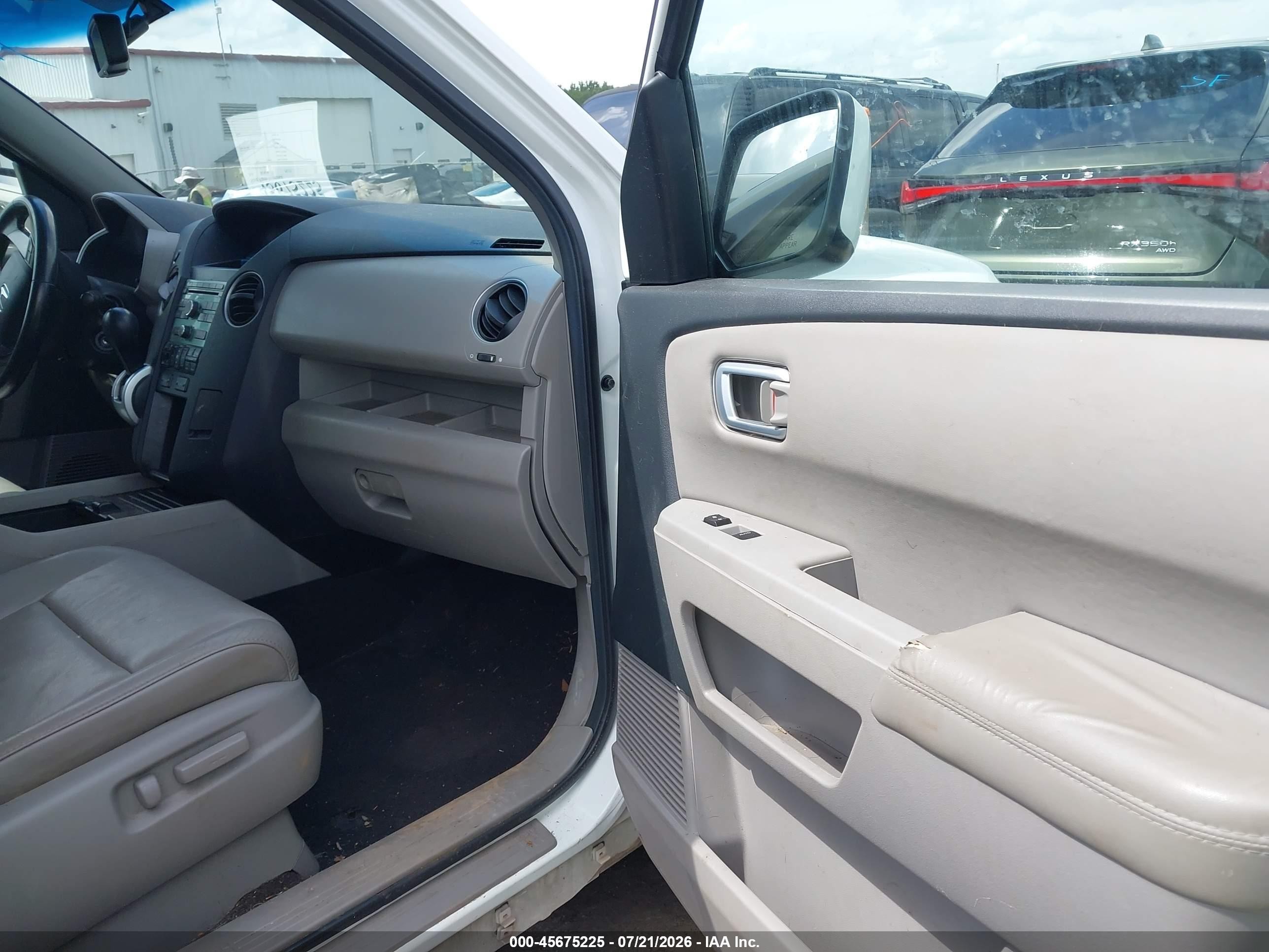 2010 Honda Pilot Ex-l White vin: 5FNYF3H5XAB009181