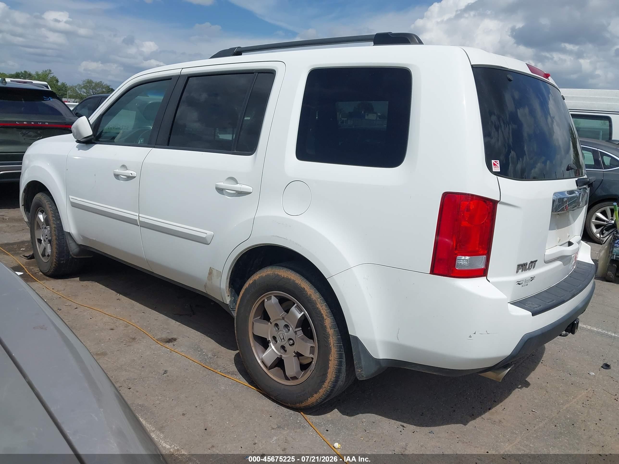 2010 Honda Pilot Ex-l White vin: 5FNYF3H5XAB009181