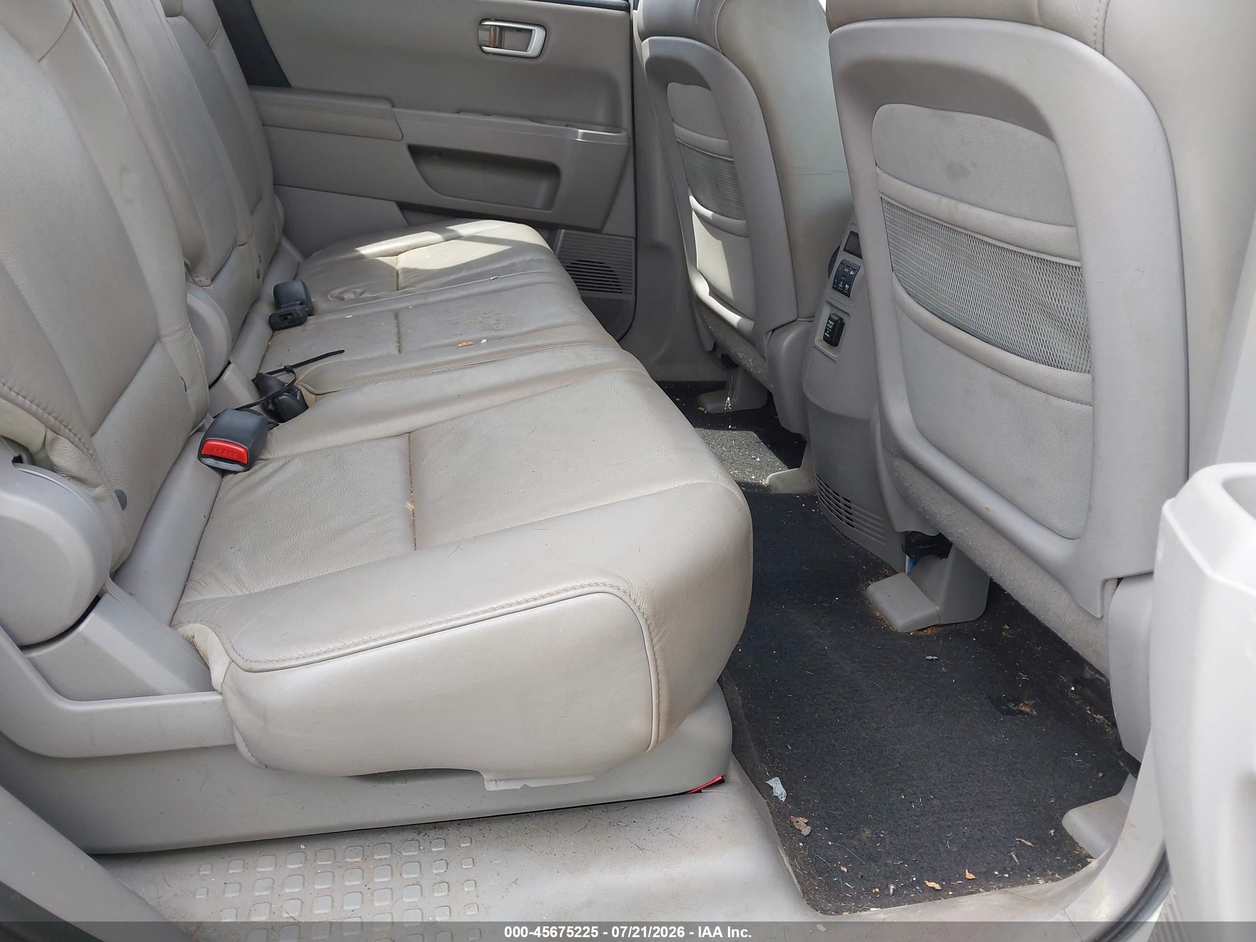 2010 Honda Pilot Ex-l White vin: 5FNYF3H5XAB009181