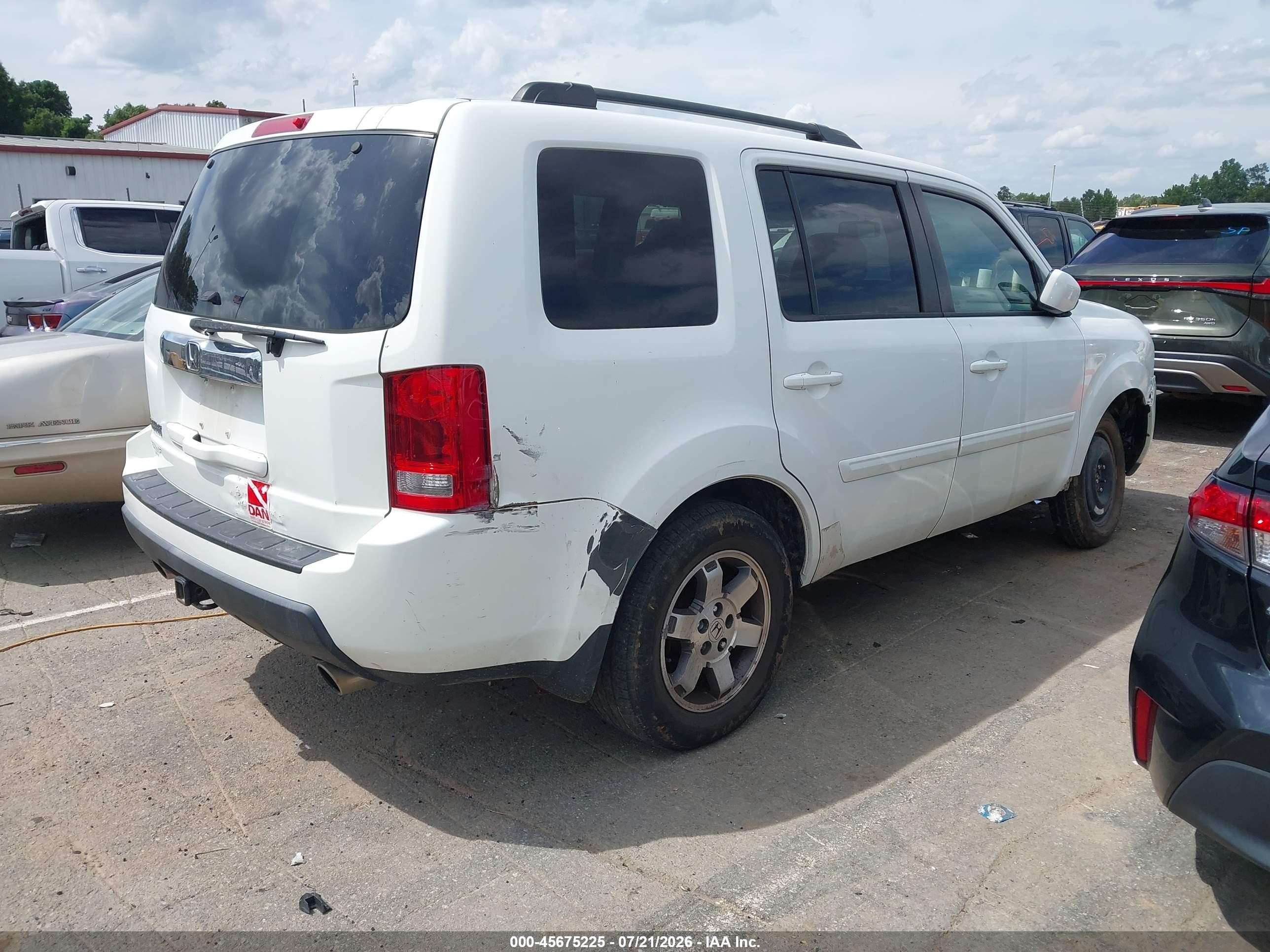 2010 Honda Pilot Ex-l White vin: 5FNYF3H5XAB009181