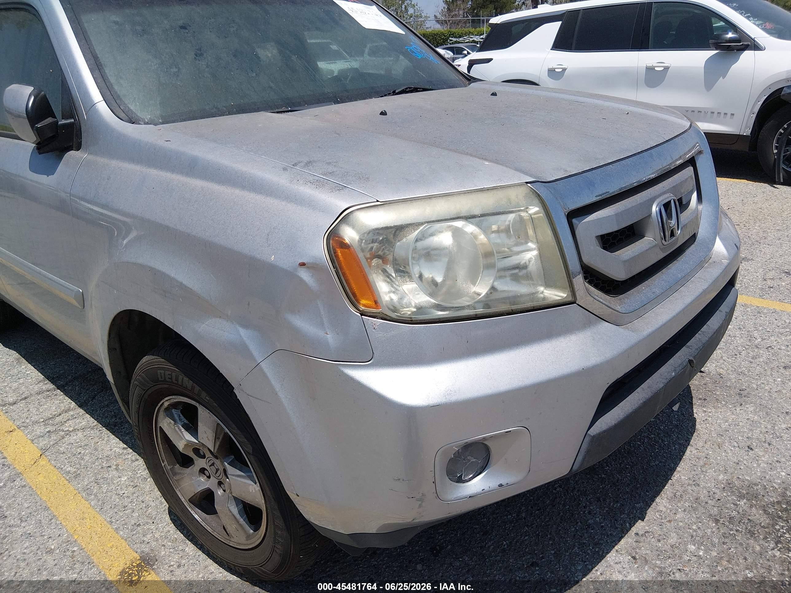 2011 Honda Pilot Ex-l Silver vin: 5FNYF3H5XBB004077