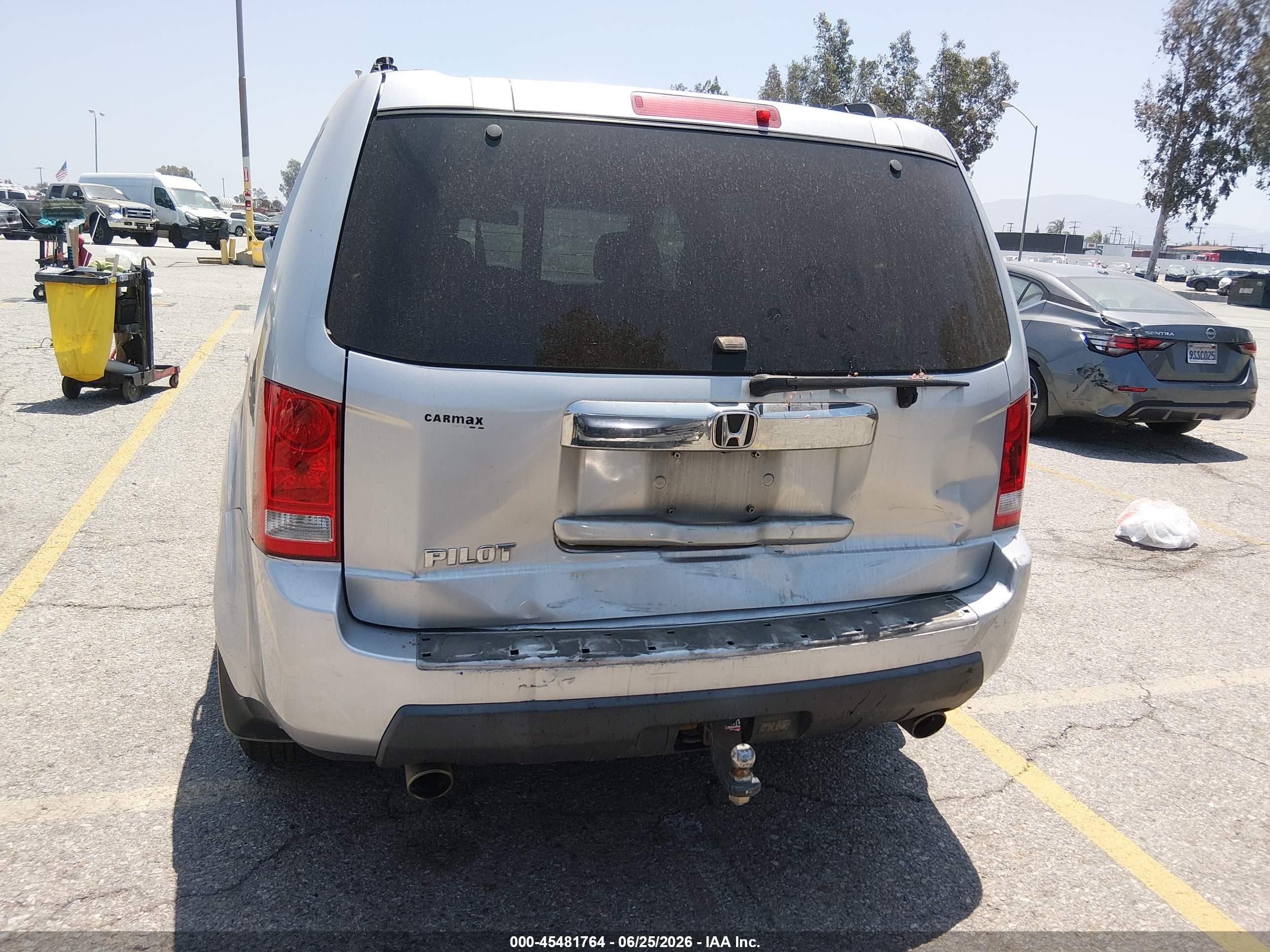 2011 Honda Pilot Ex-l Silver vin: 5FNYF3H5XBB004077