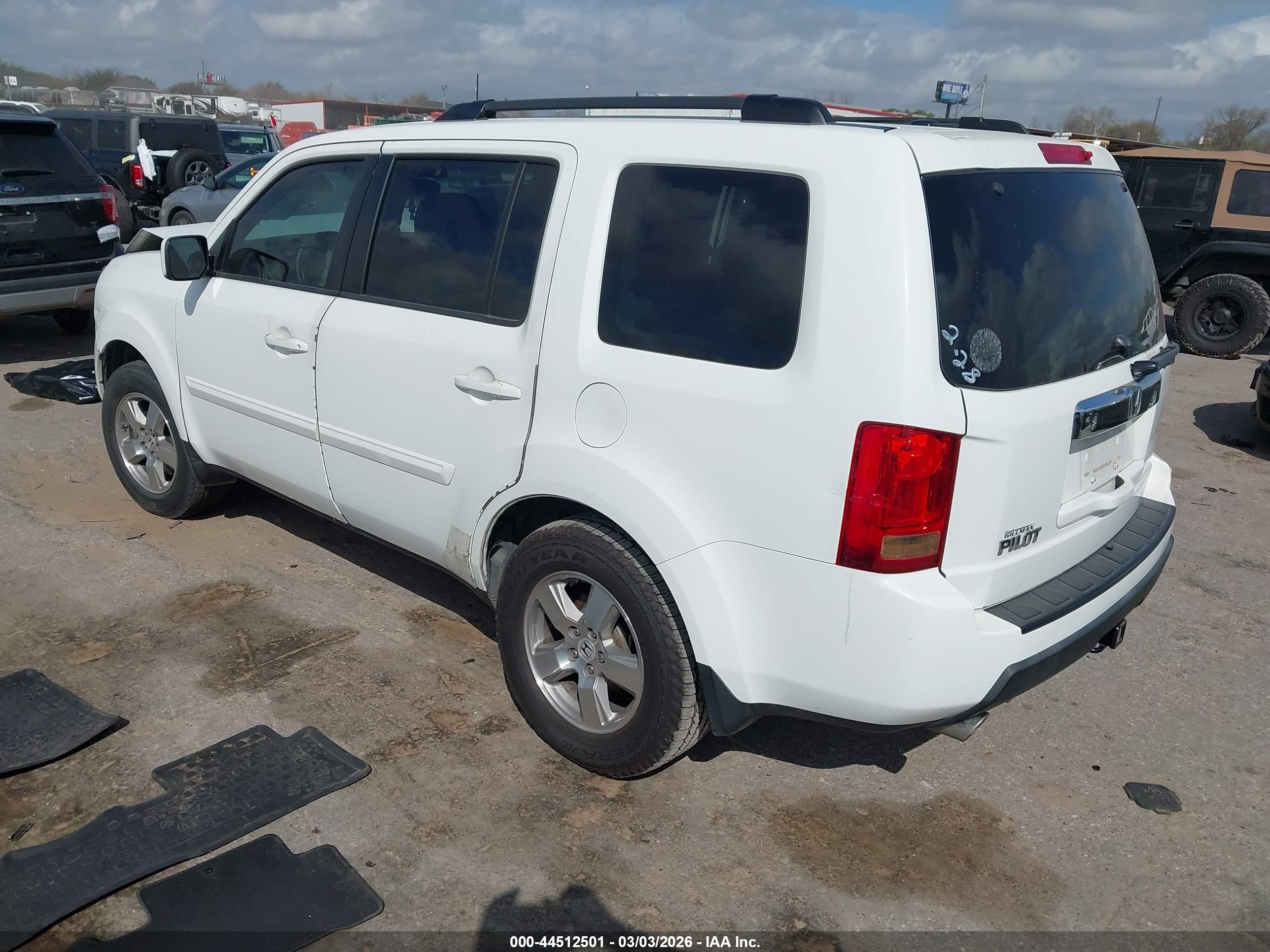 2011 Honda Pilot Ex-l White vin: 5FNYF3H5XBB006931