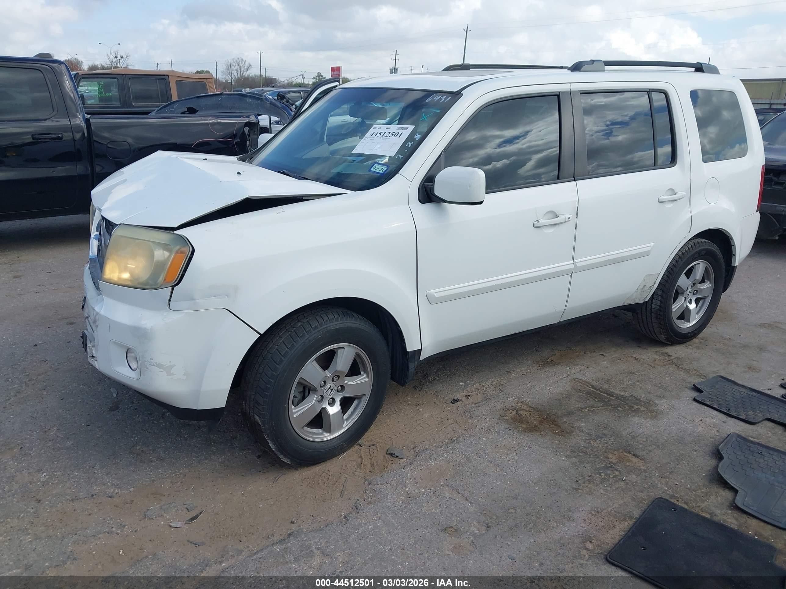 2011 Honda Pilot Ex-l White vin: 5FNYF3H5XBB006931