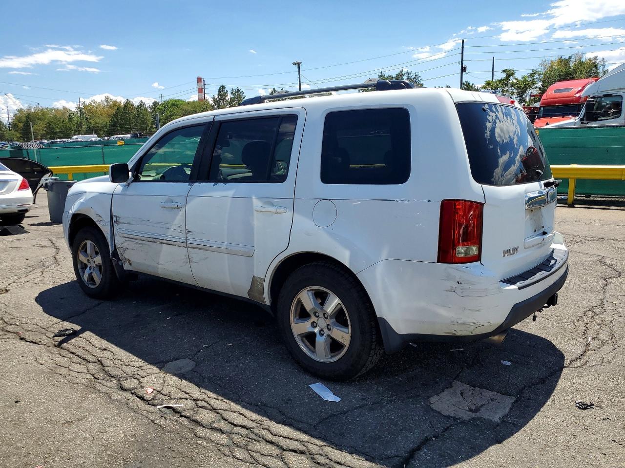 2011 Honda Pilot Exl White vin: 5FNYF3H5XBB028461