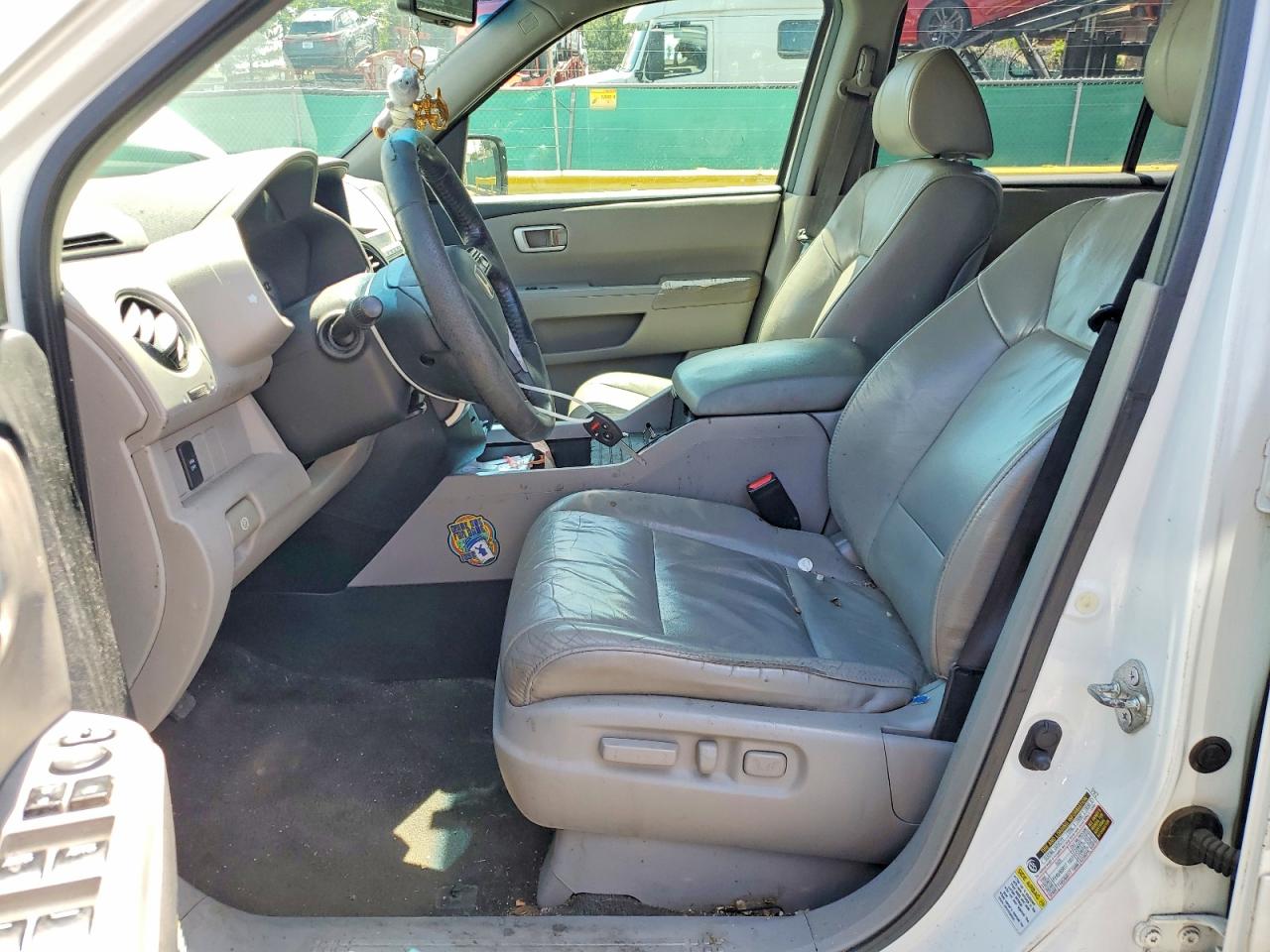 2011 Honda Pilot Exl White vin: 5FNYF3H5XBB028461